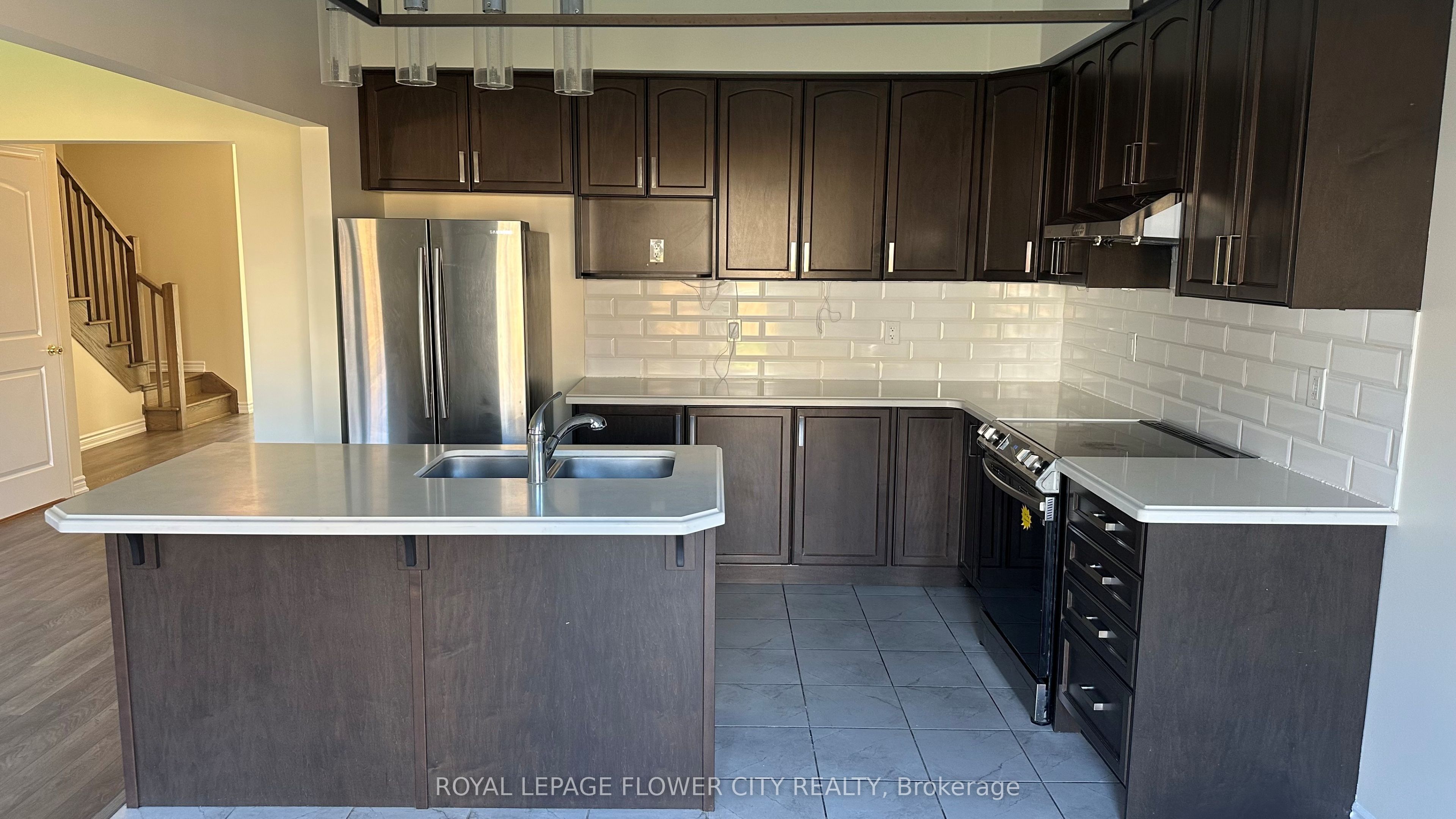 6 Tarrison Street Property Photo 4