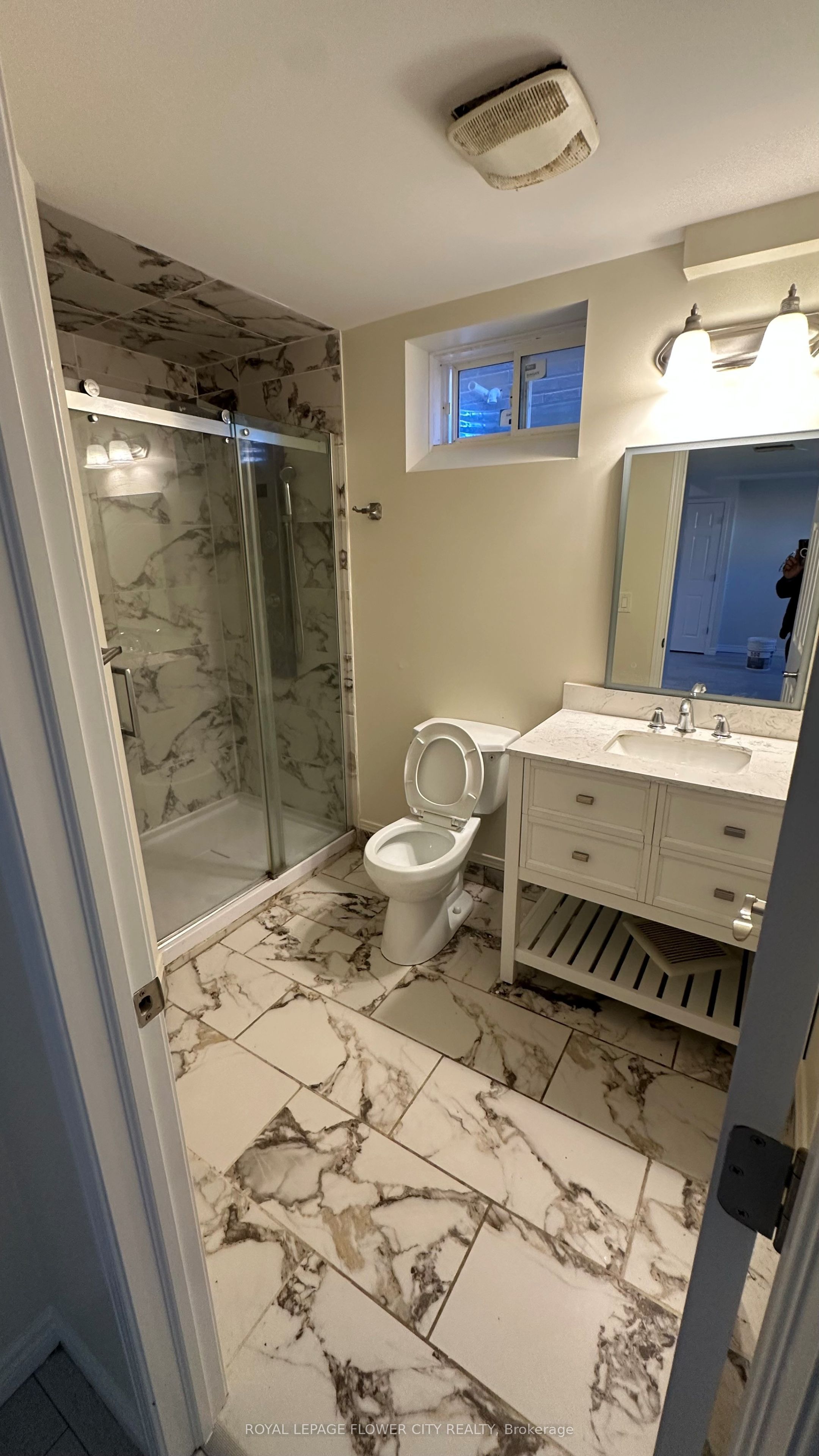 6 Tarrison Street Property Photo 24