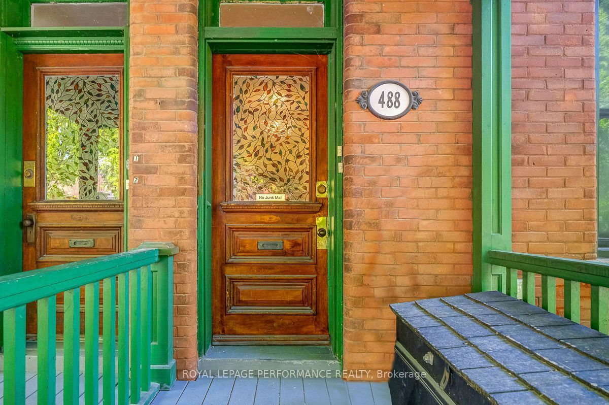 486-488 Lisgar Street Property Photo 4