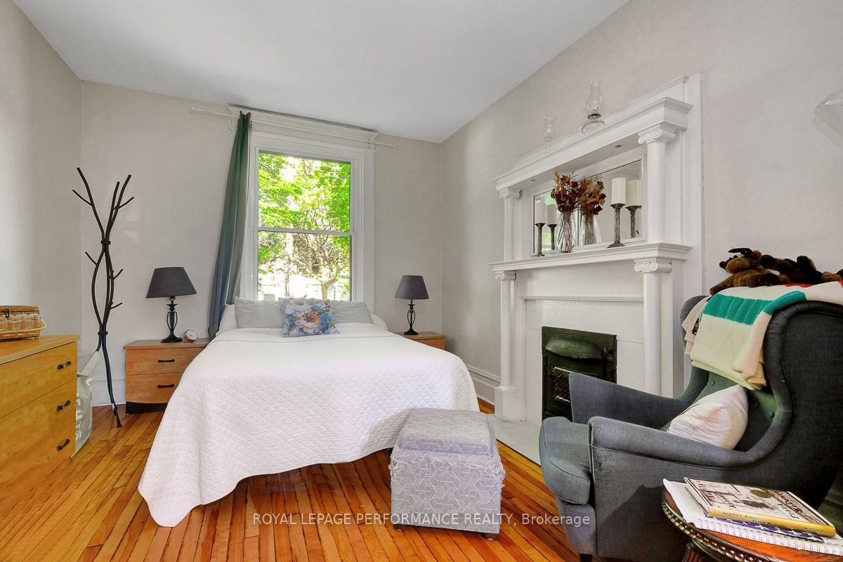 486-488 Lisgar Street Property Photo 9