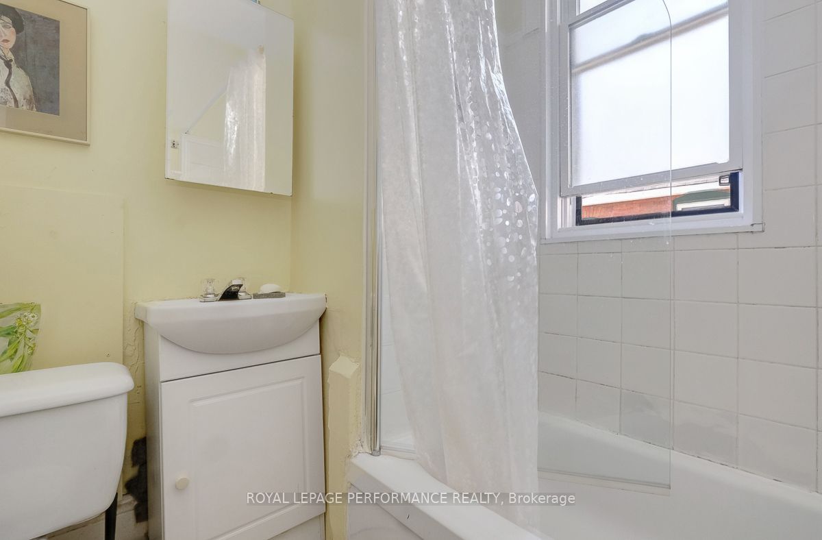 486-488 Lisgar Street Property Photo 25