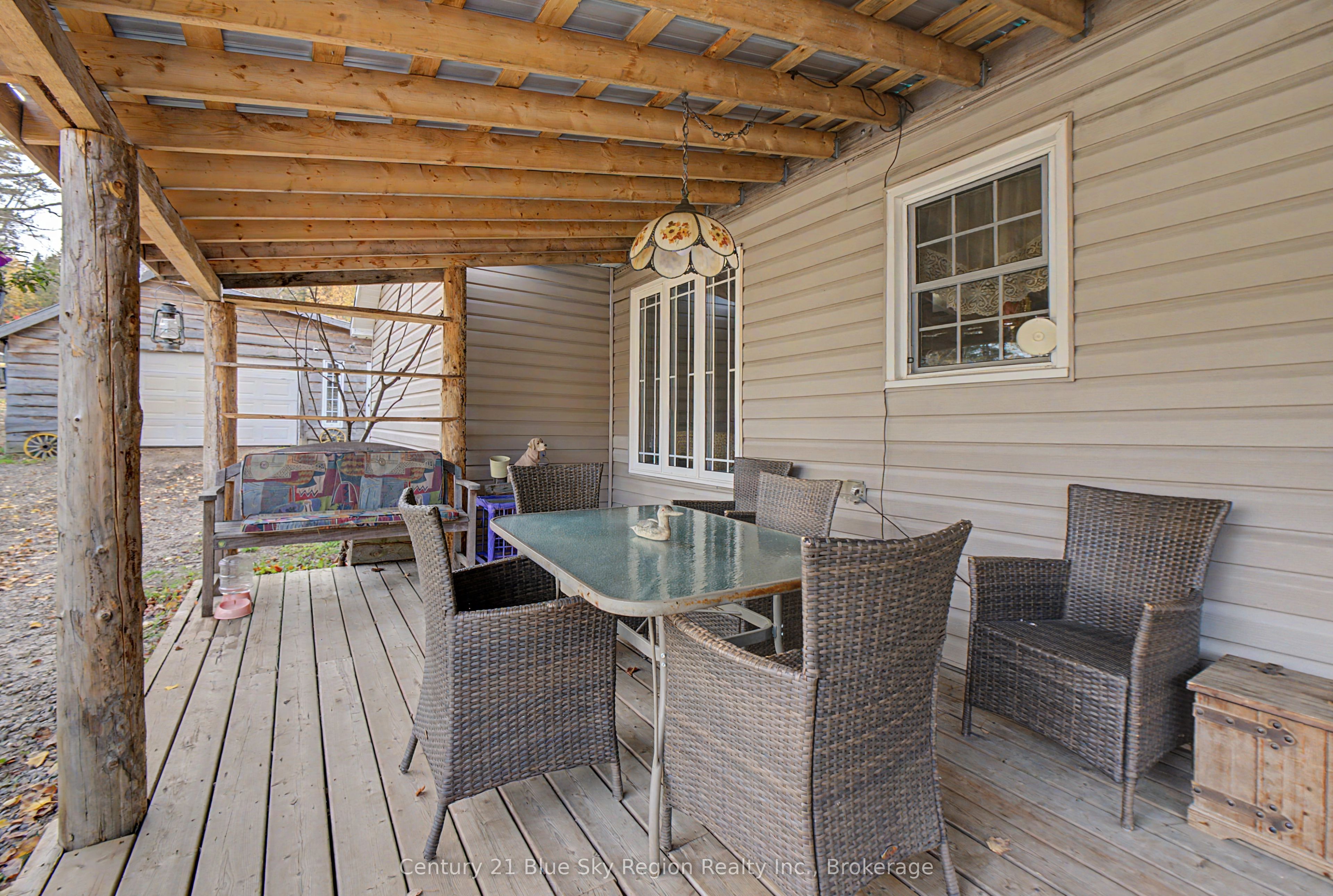 1367 Four Mile Lake Road Property Photo 4