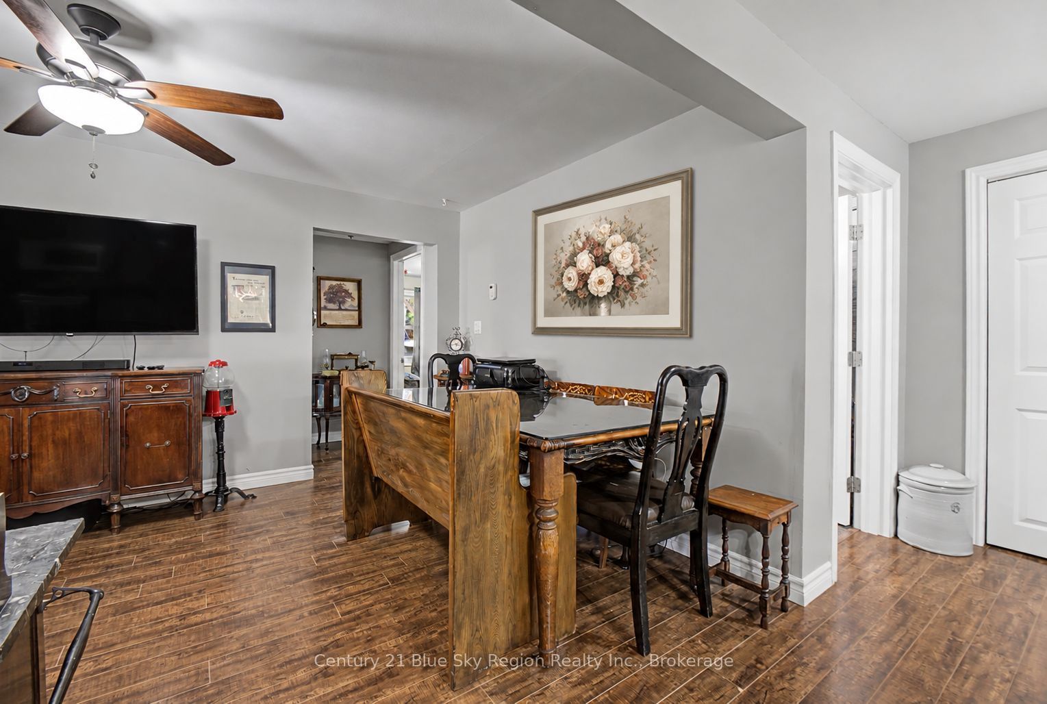 1367 Four Mile Lake Road Property Photo 14
