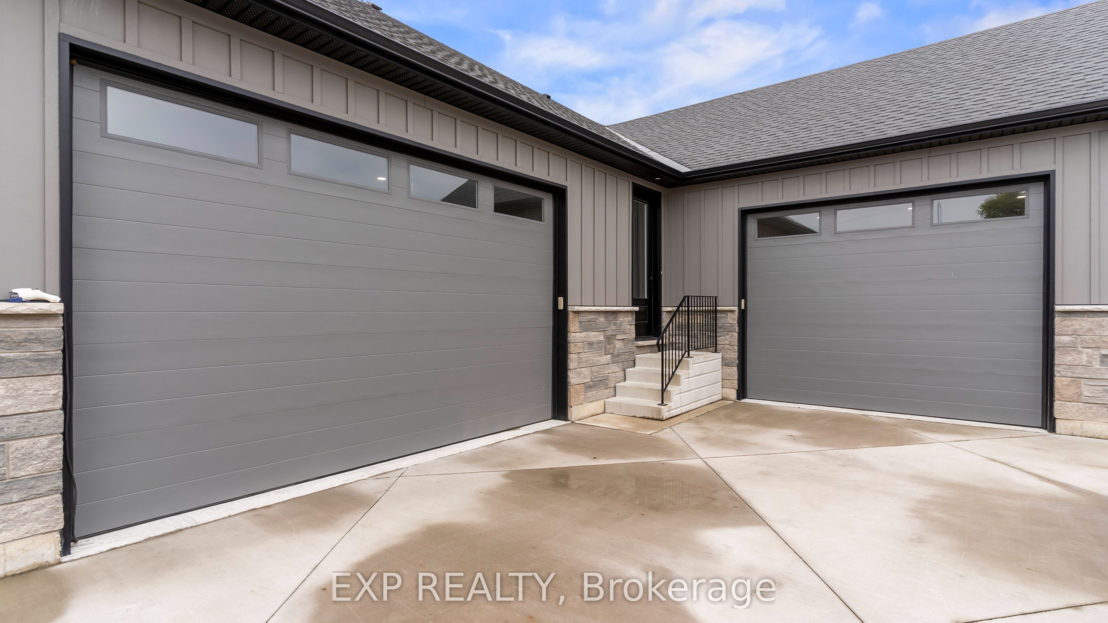 35849 Rose Avenue Property Photo 2