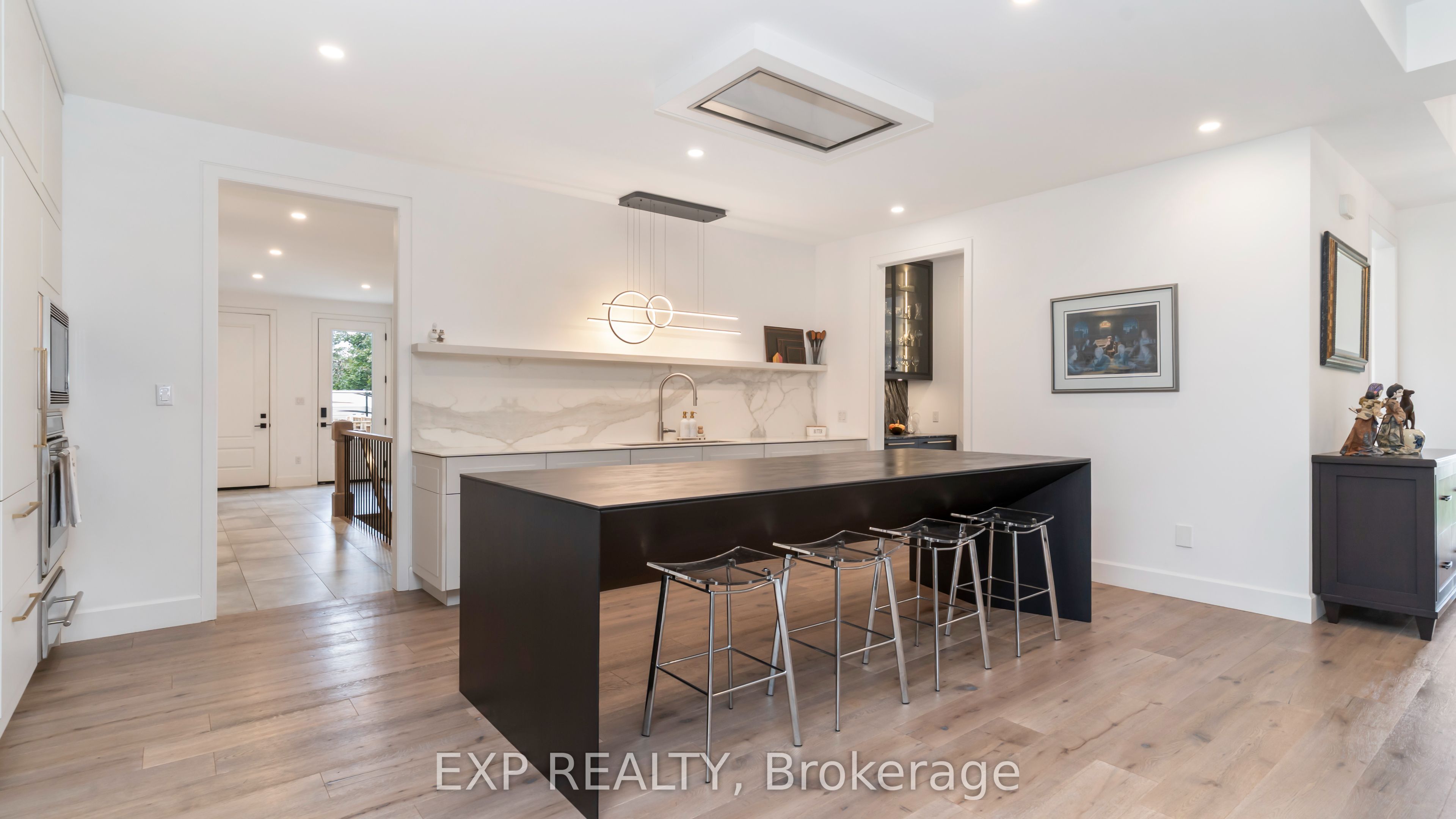 35849 Rose Avenue Property Photo 8
