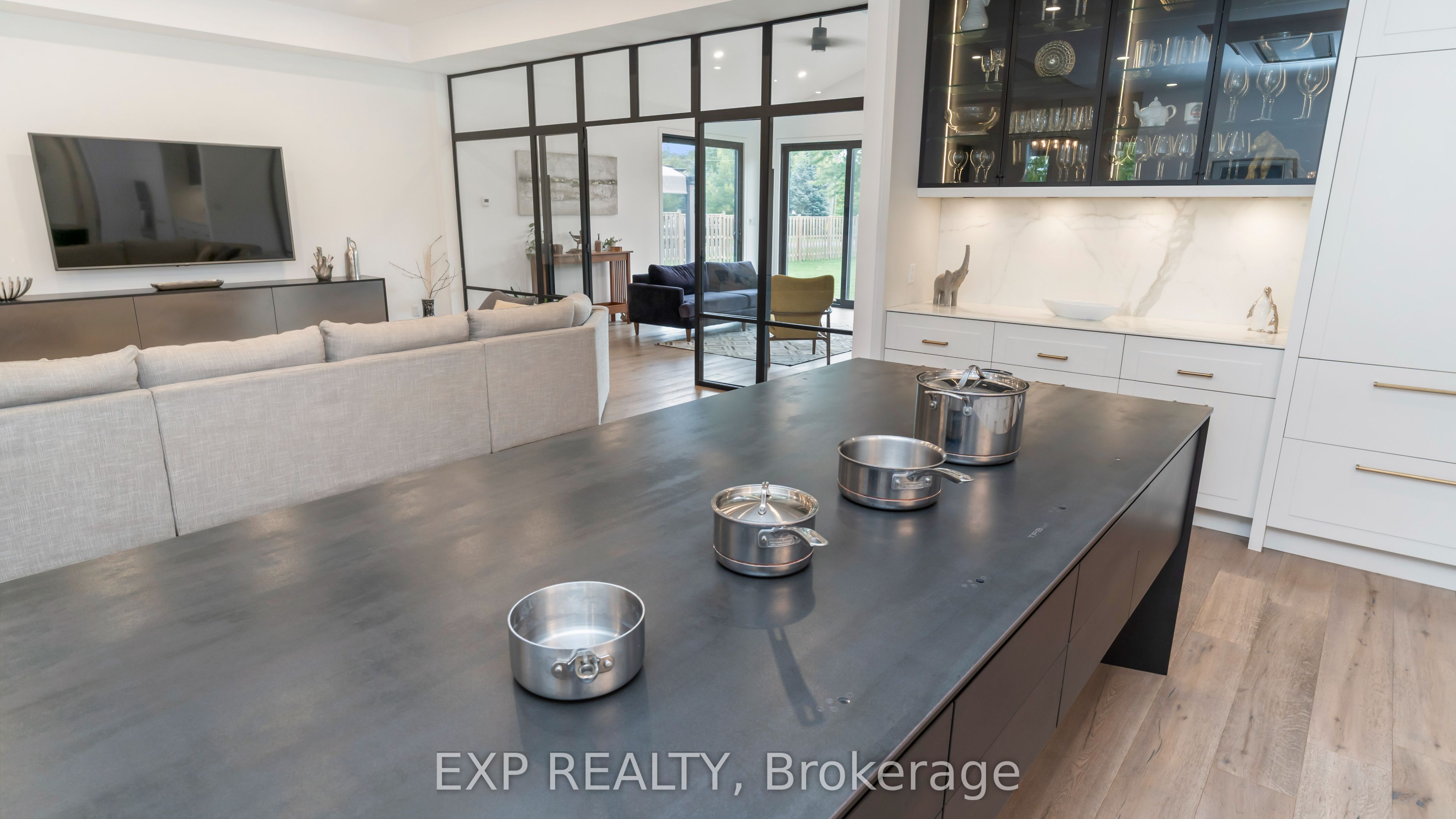 35849 Rose Avenue Property Photo 12