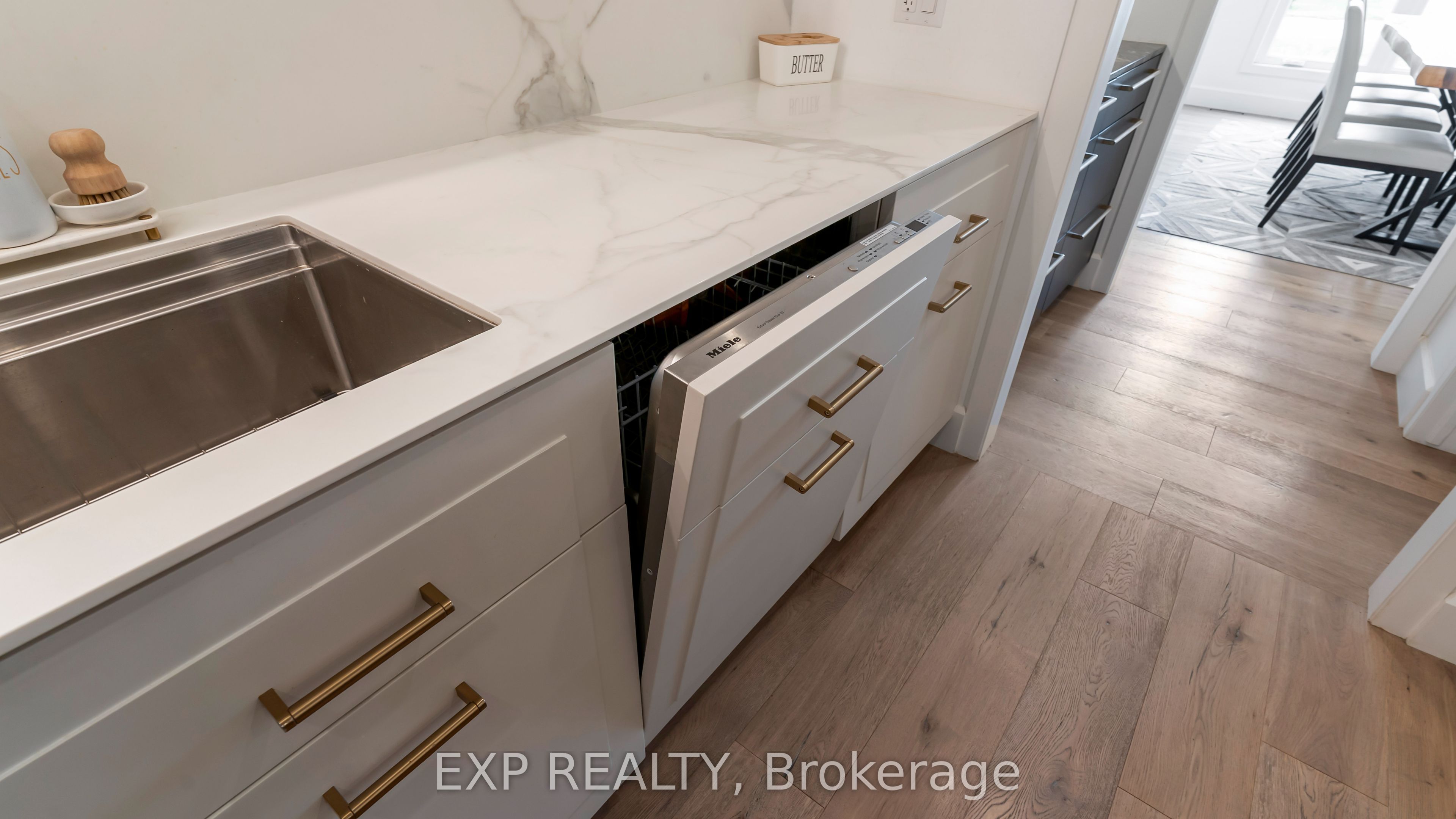 35849 Rose Avenue Property Photo 13