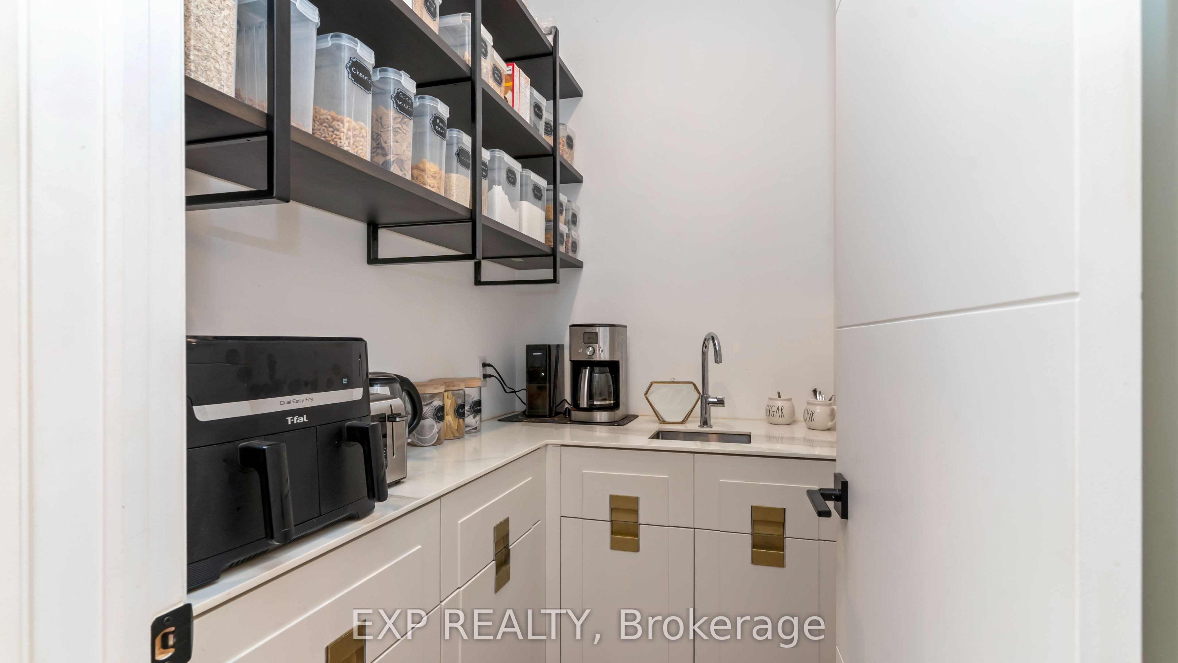 35849 Rose Avenue Property Photo 15
