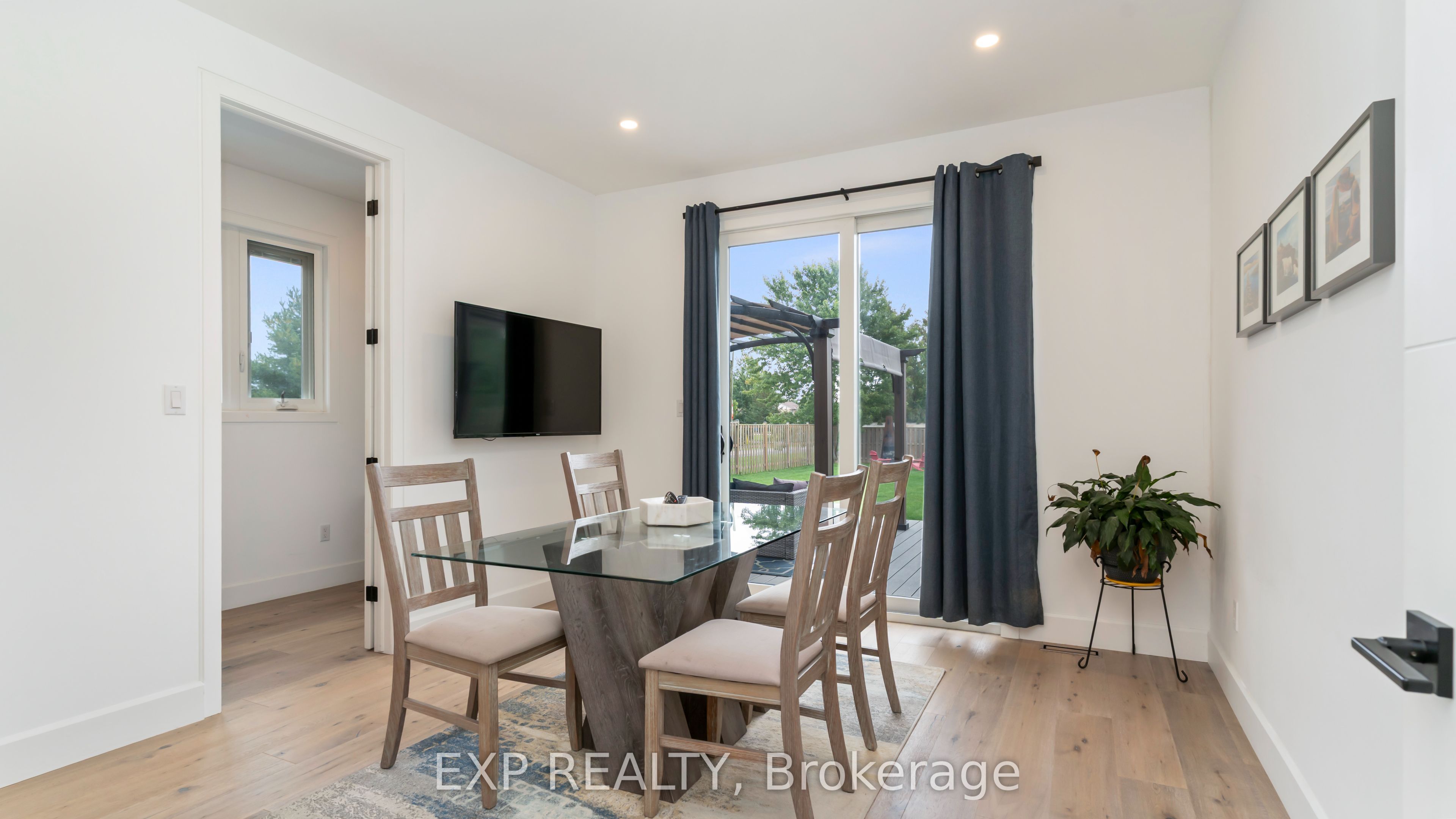 35849 Rose Avenue Property Photo 24