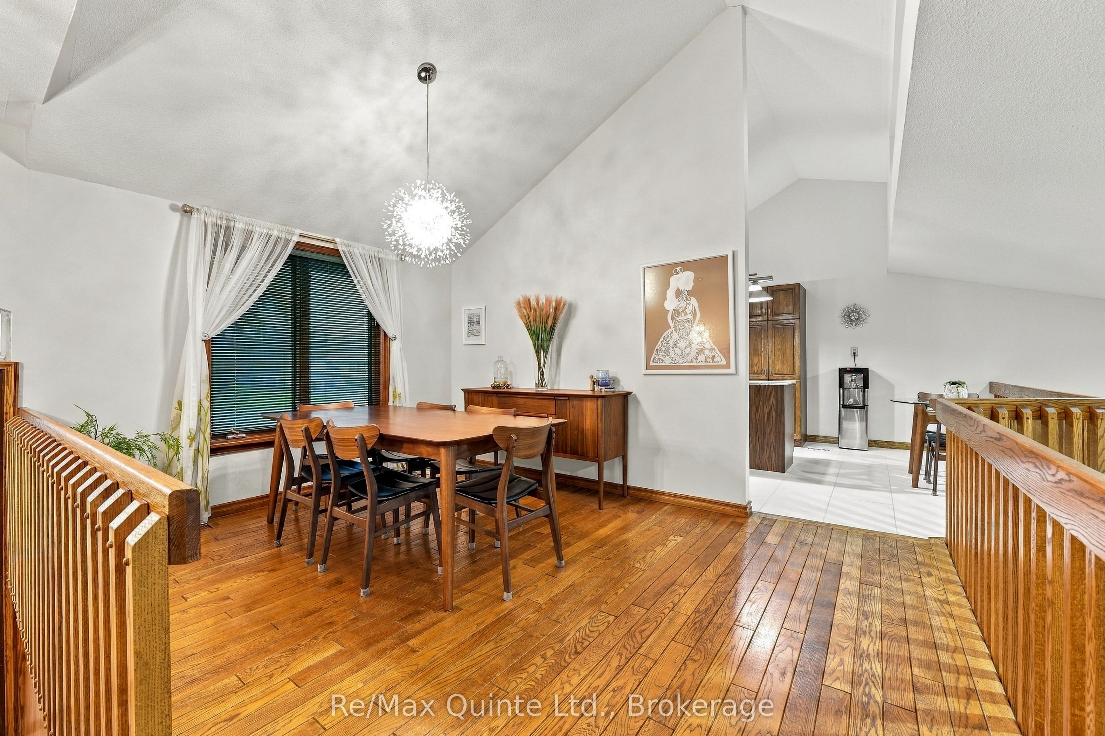 40 Wallbridge Circle Property Photo 10