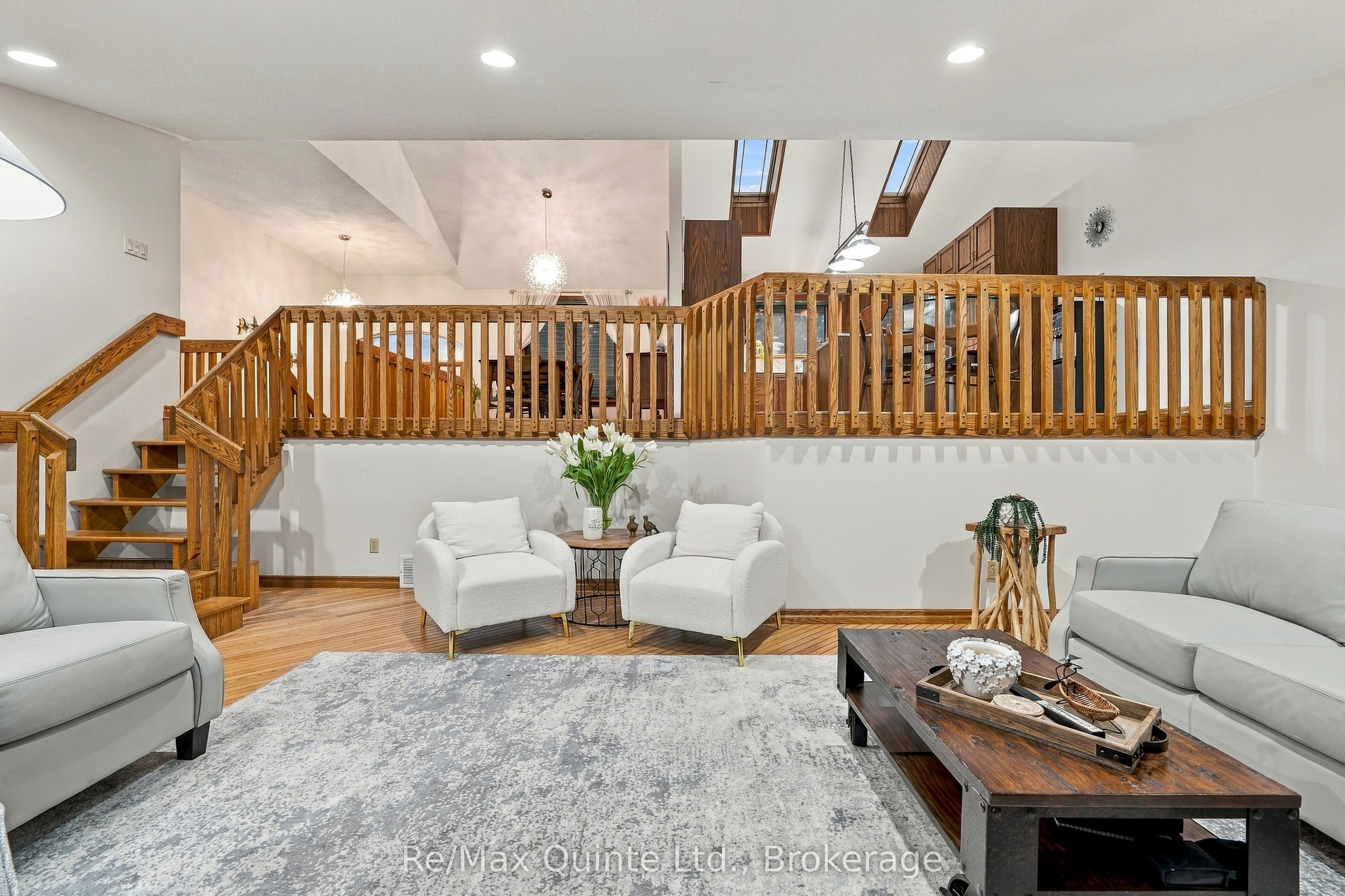 40 Wallbridge Circle Property Photo 19