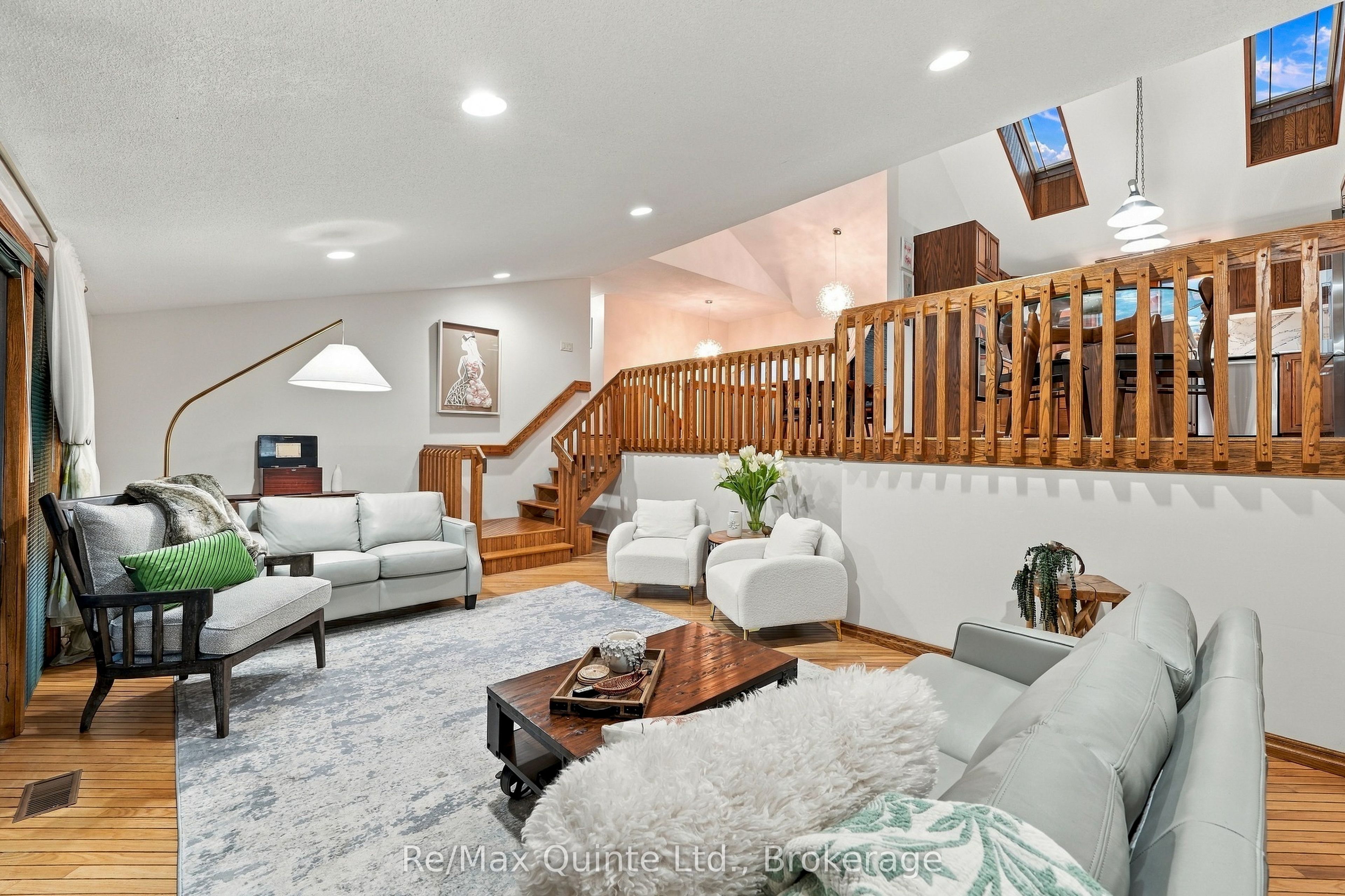 40 Wallbridge Circle Property Photo 20