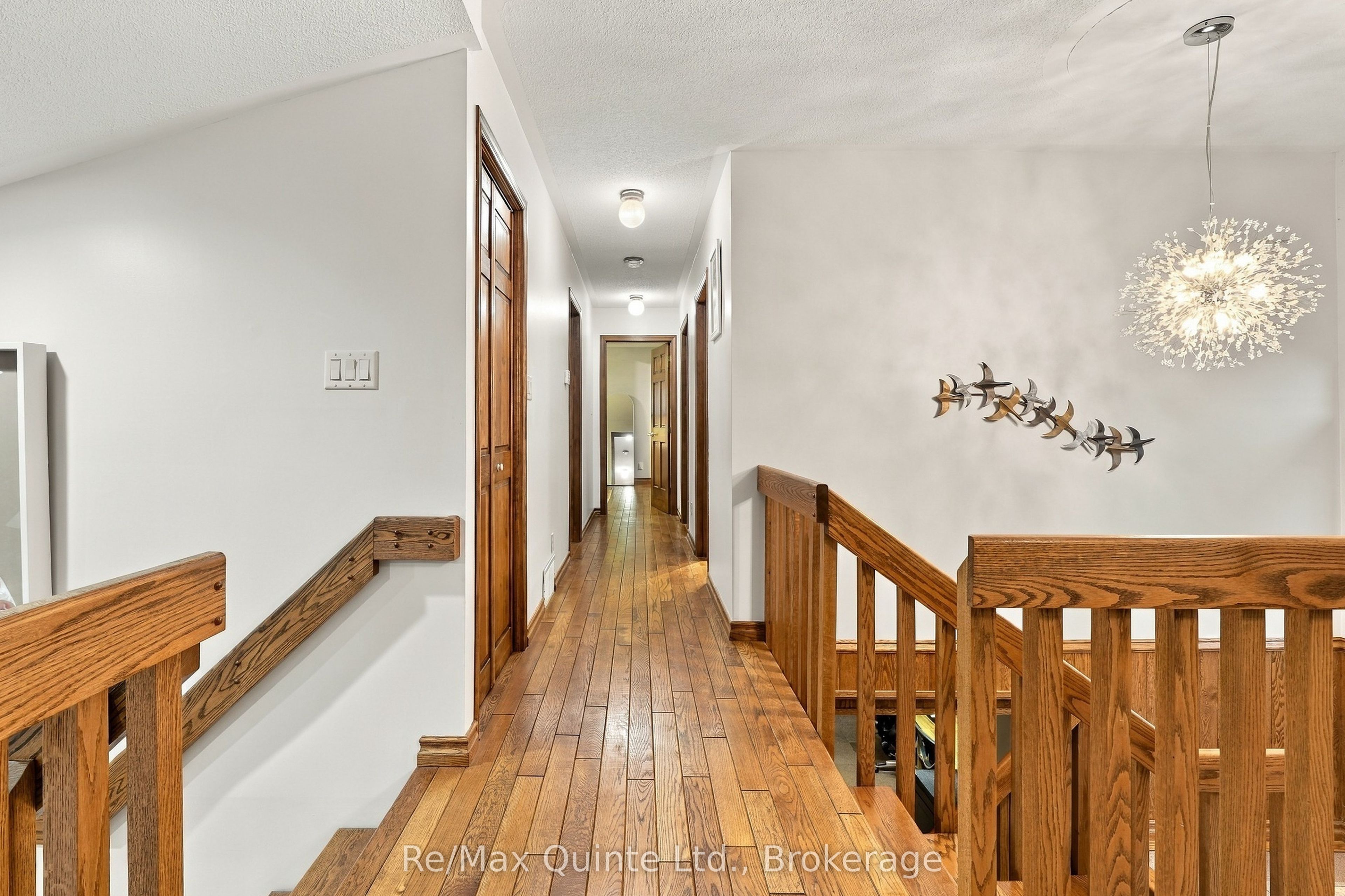 40 Wallbridge Circle Property Photo 21