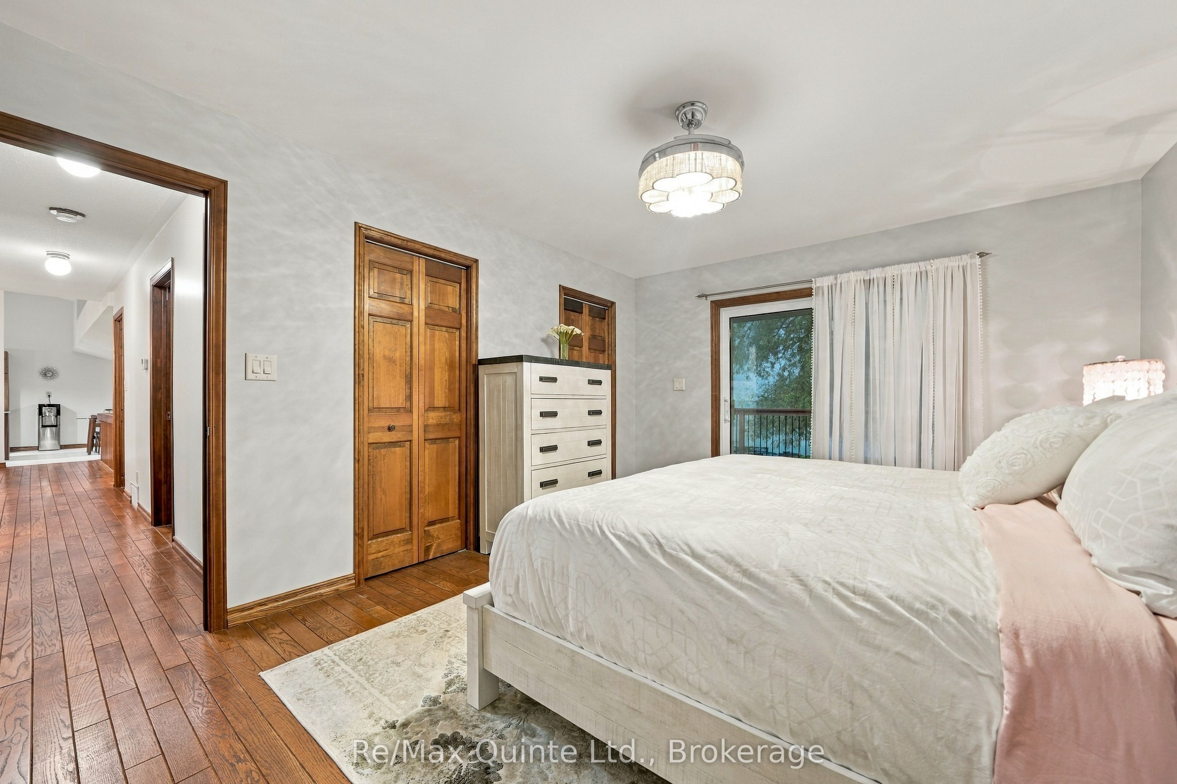 40 Wallbridge Circle Property Photo 23