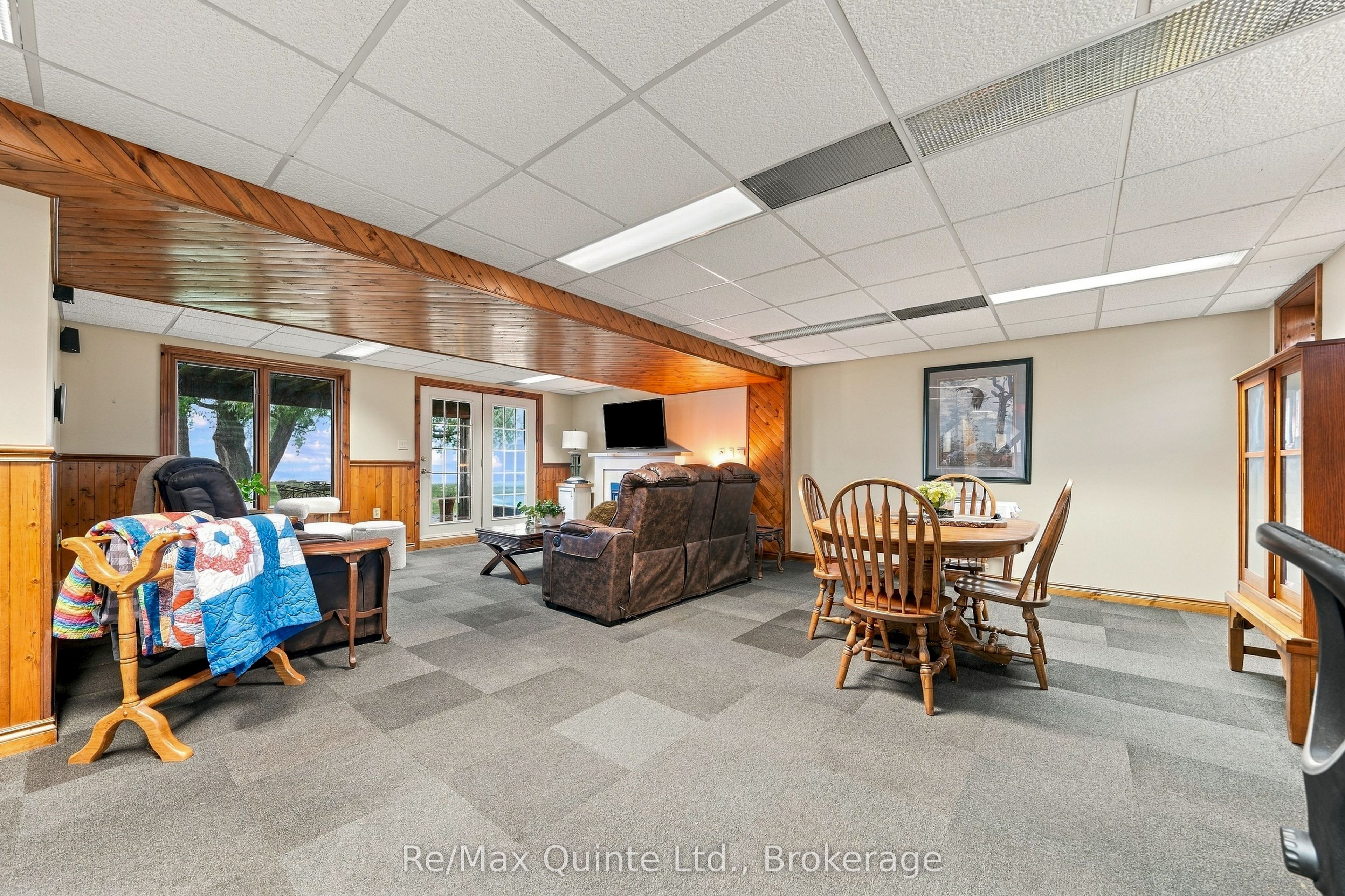 40 Wallbridge Circle Property Photo 30
