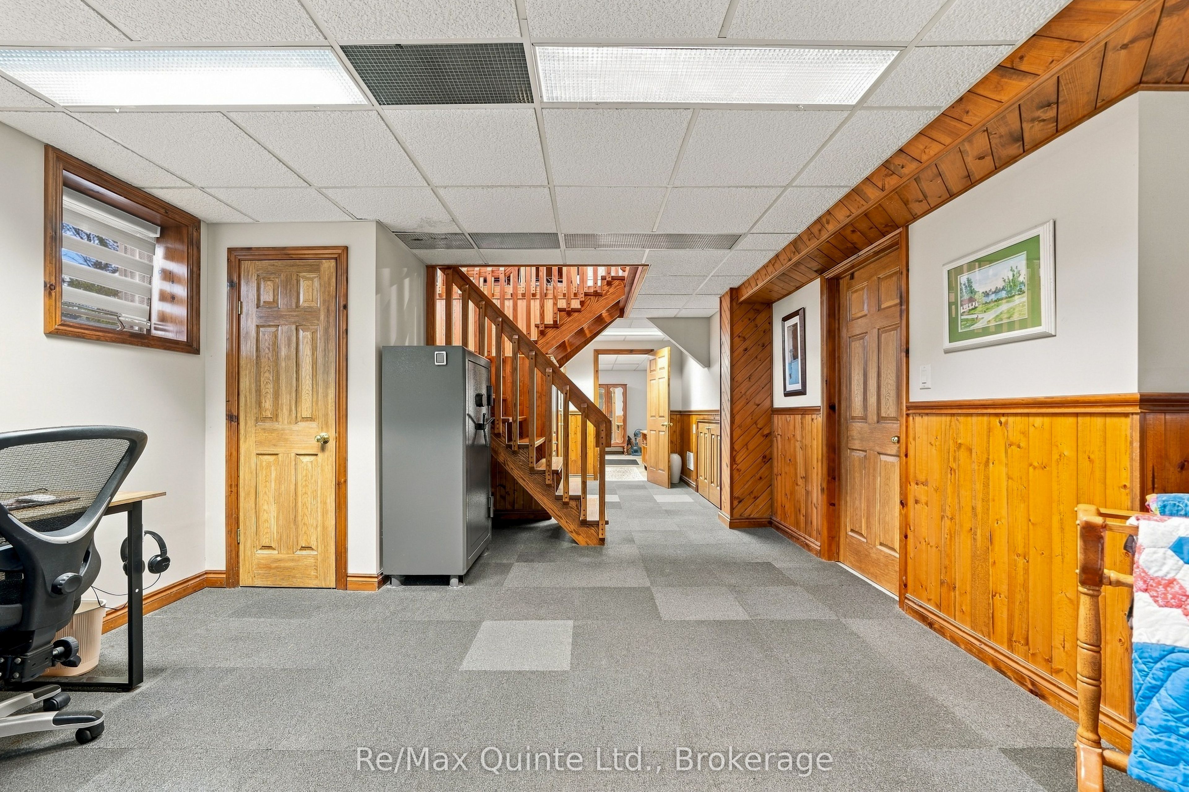 40 Wallbridge Circle Property Photo 33