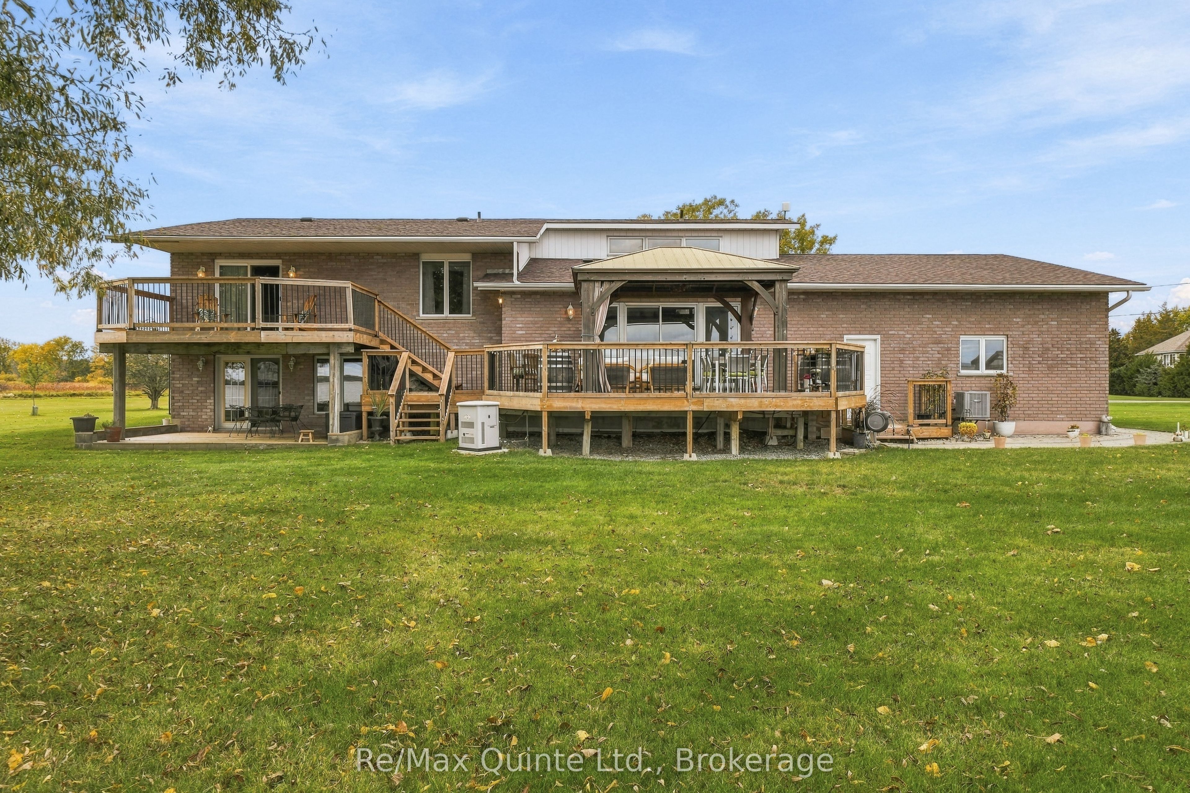 40 Wallbridge Circle Property Photo 42