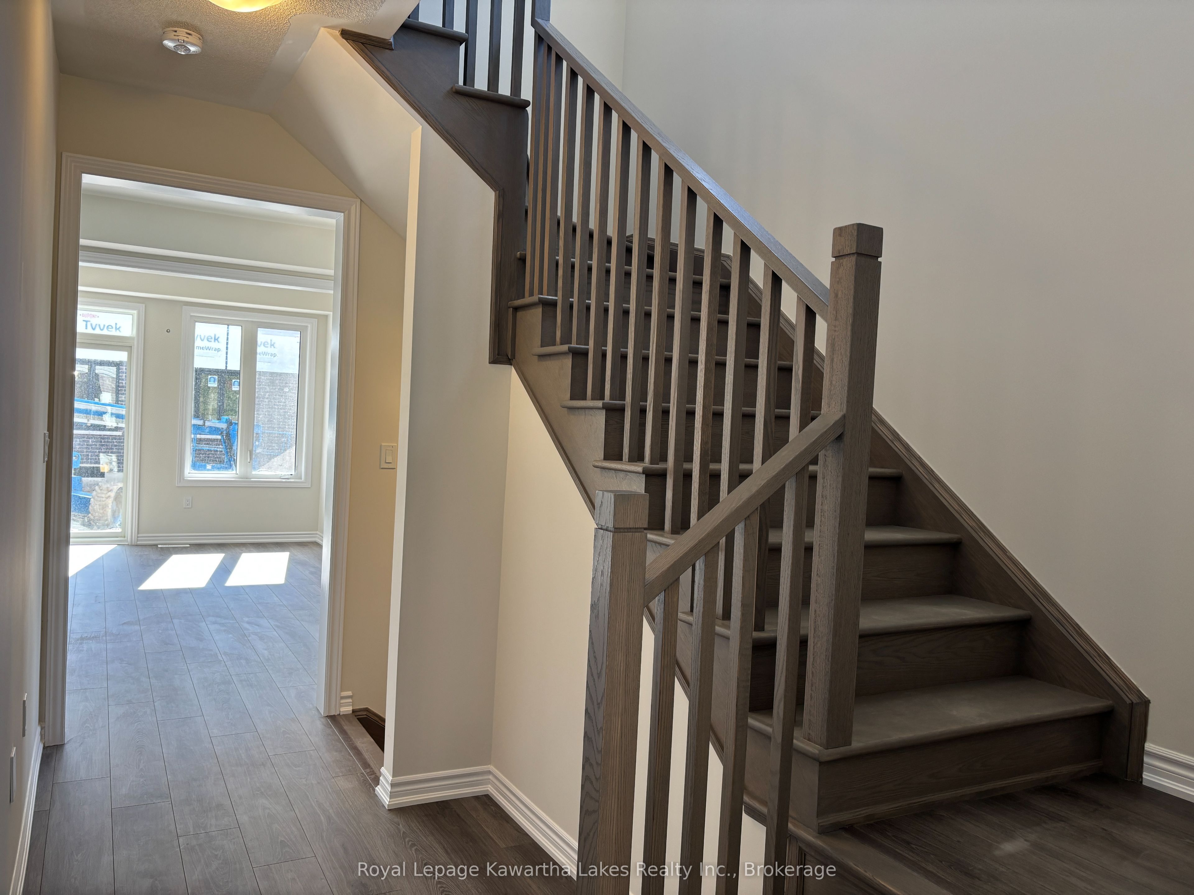 26 Ingle Way Property Photo 12
