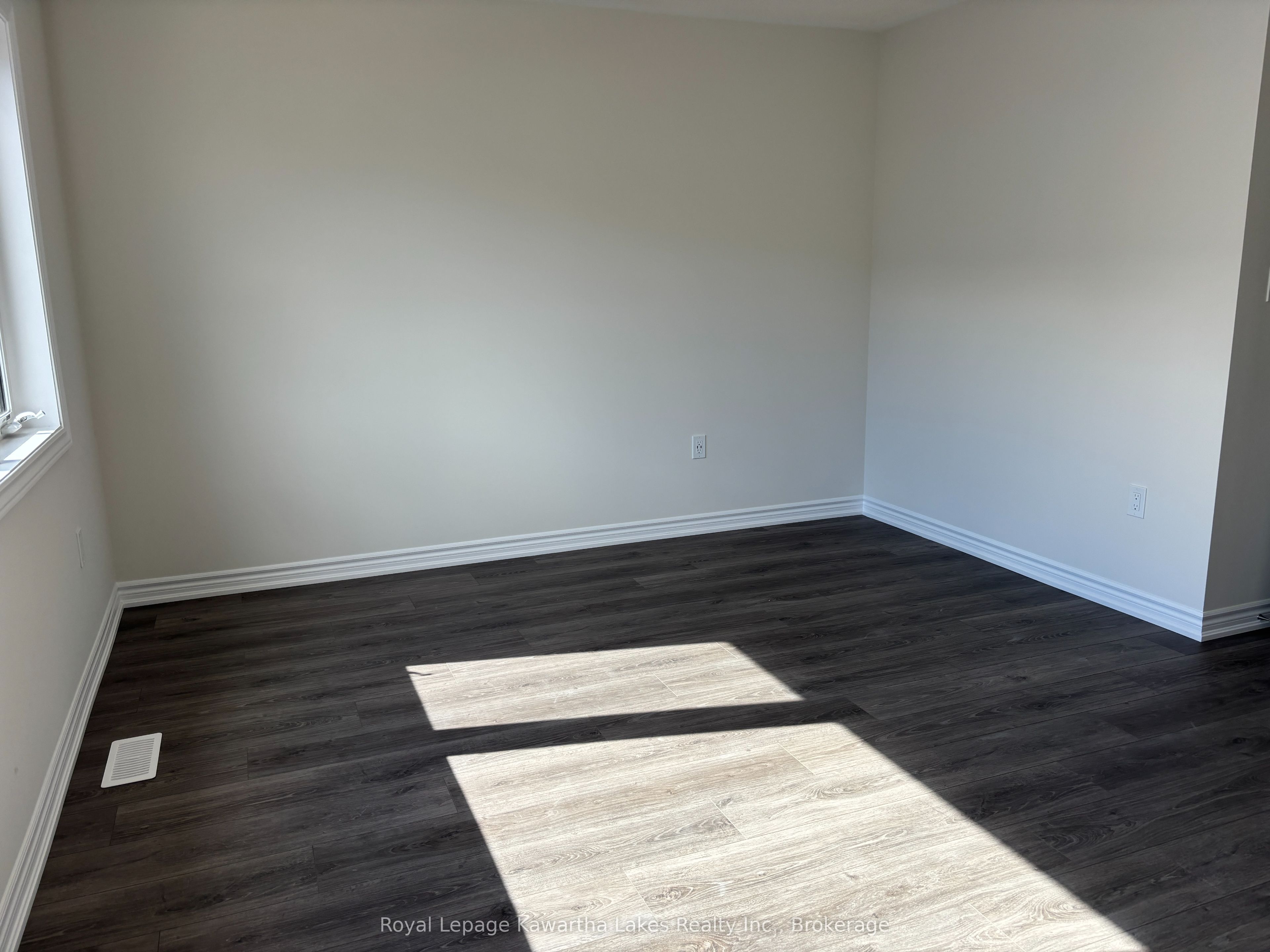 26 Ingle Way Property Photo 18