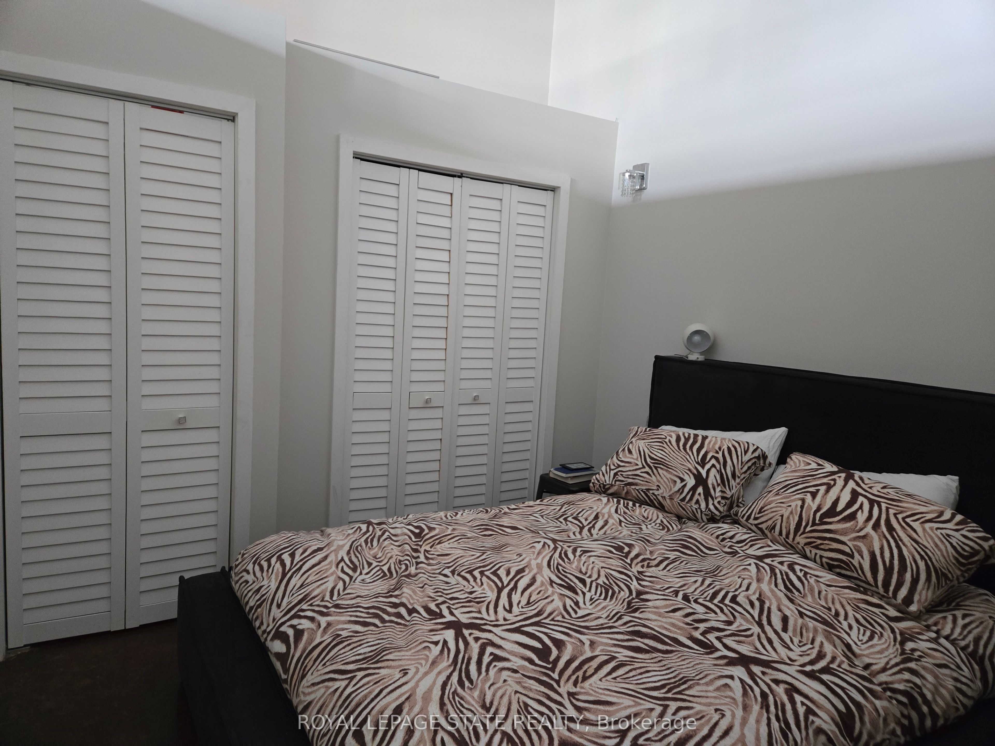 11 Rebecca Street 202 Property Photo 4