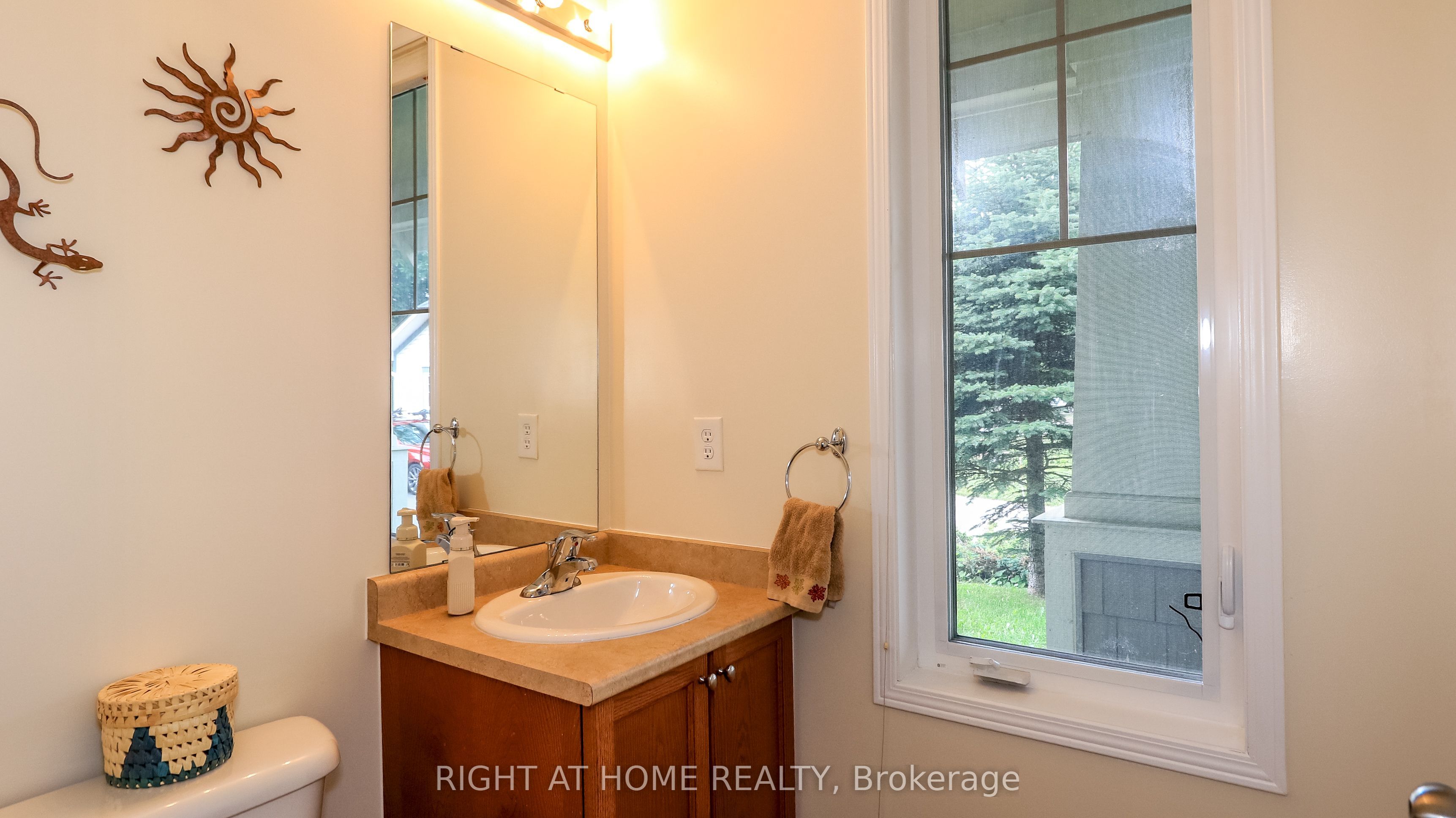 33 Marina Village Drive Property Photo 15