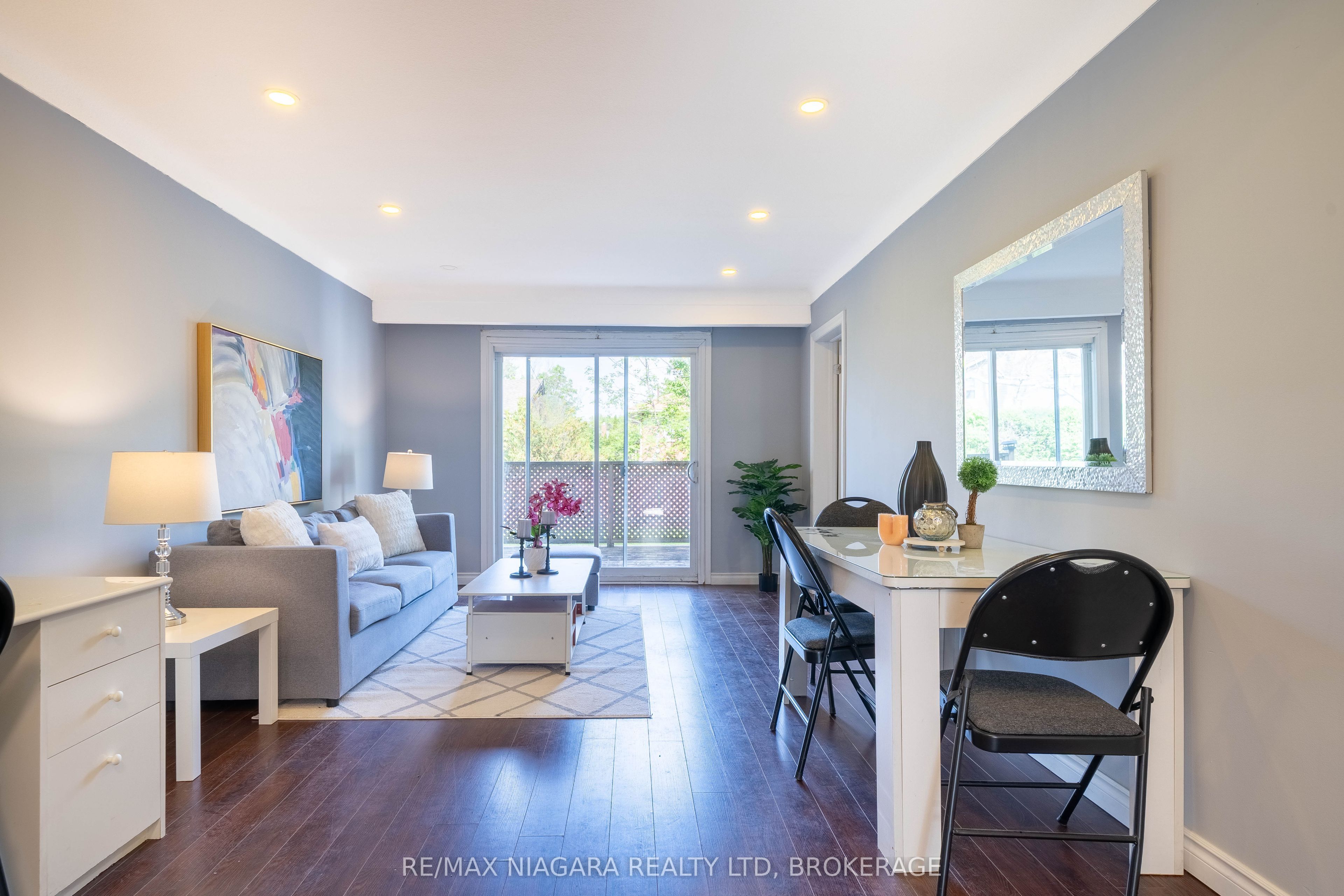 293-295 Glenridge Avenue Property Photo 8