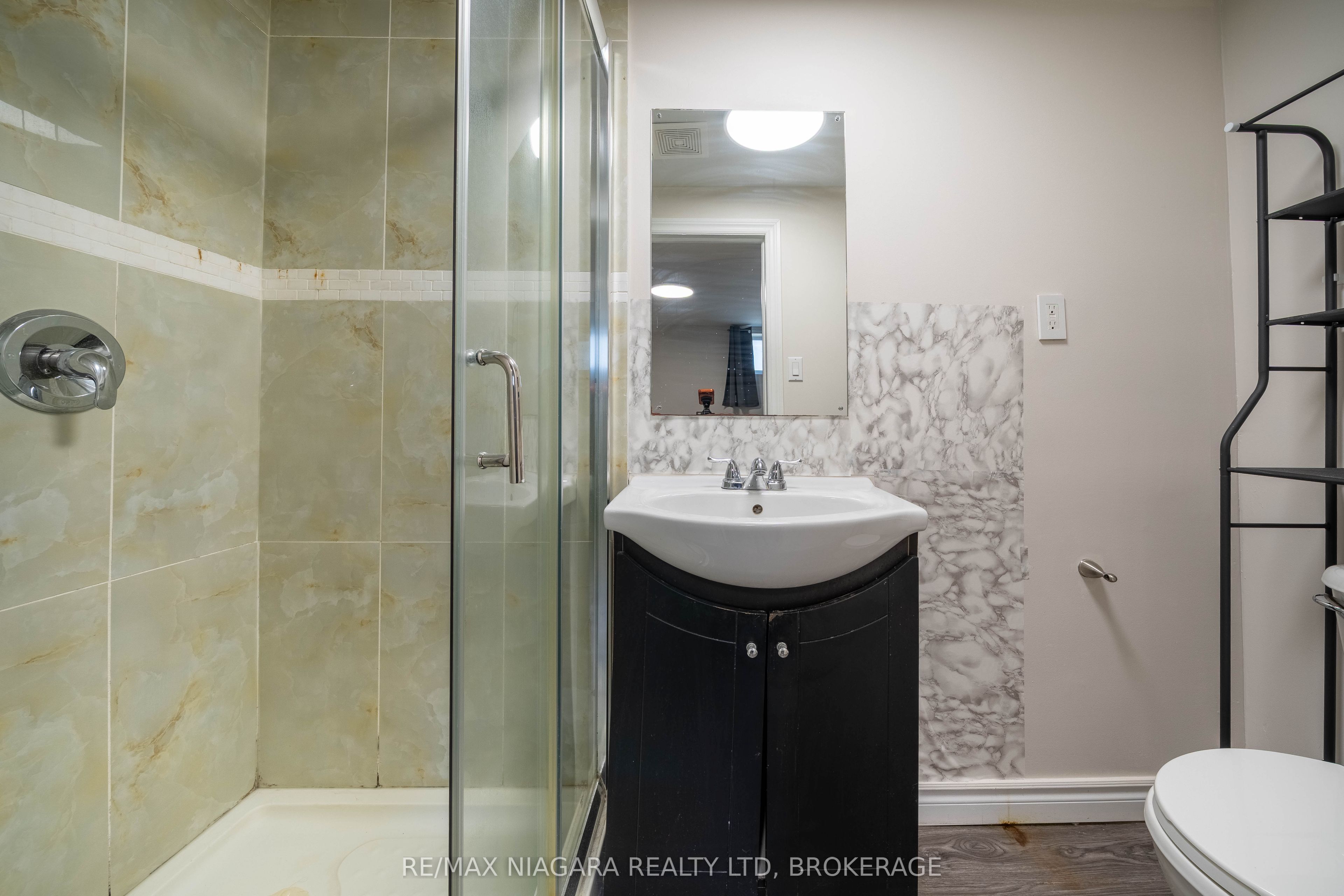 293-295 Glenridge Avenue Property Photo 31