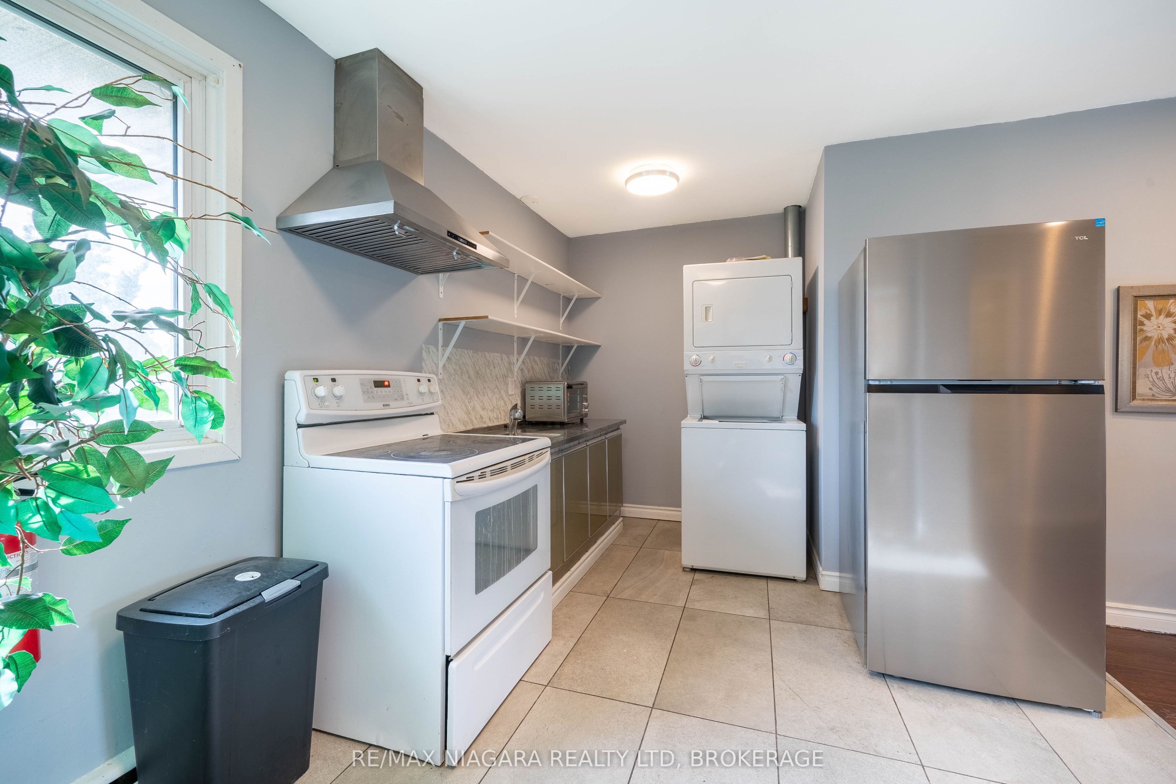 293-295 Glenridge Avenue Property Photo 40