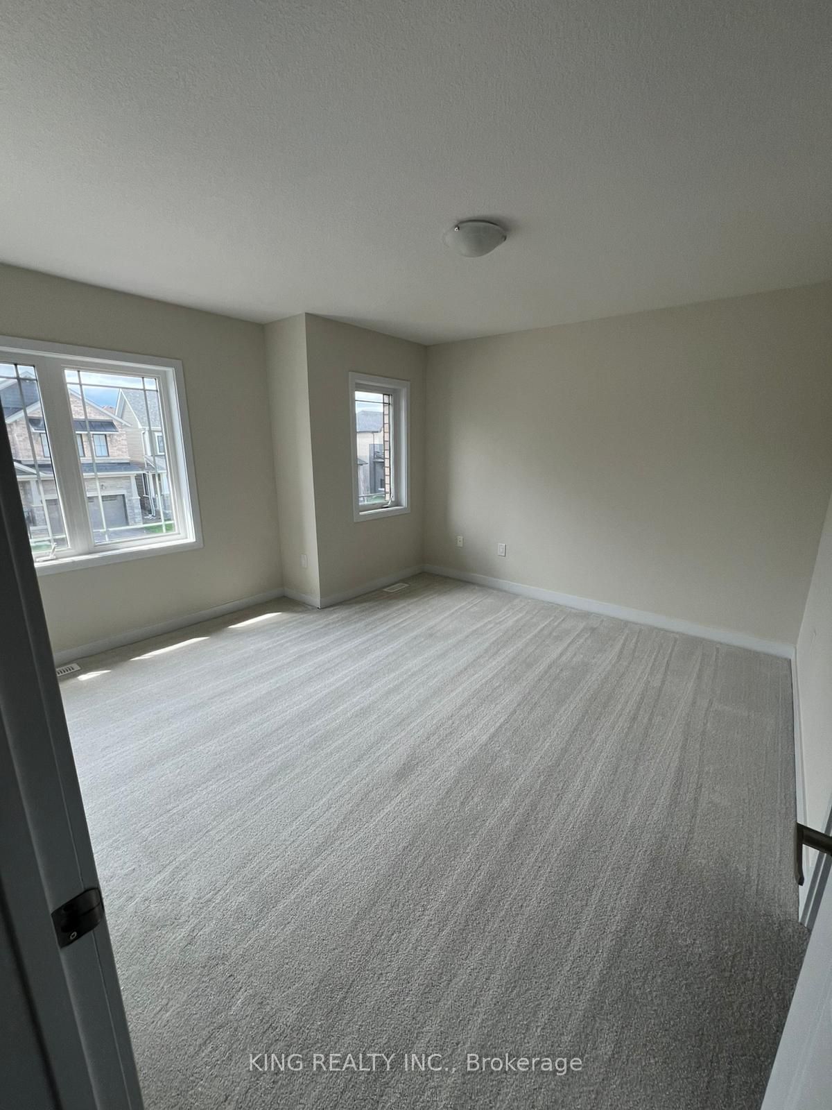 82 Sunflower Crescent Property Photo 11