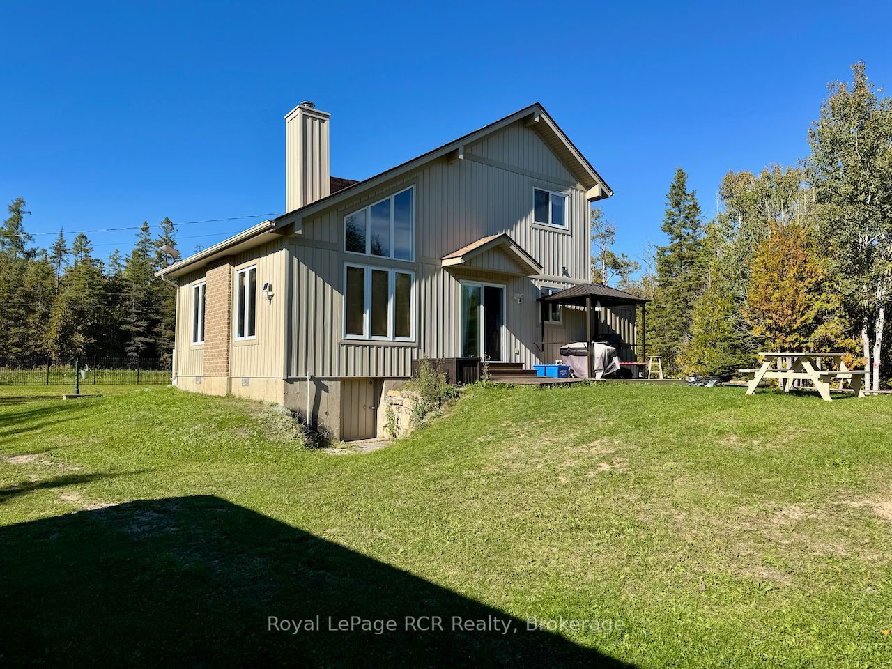 290 Myles Bay Shore Road Property Photo 3