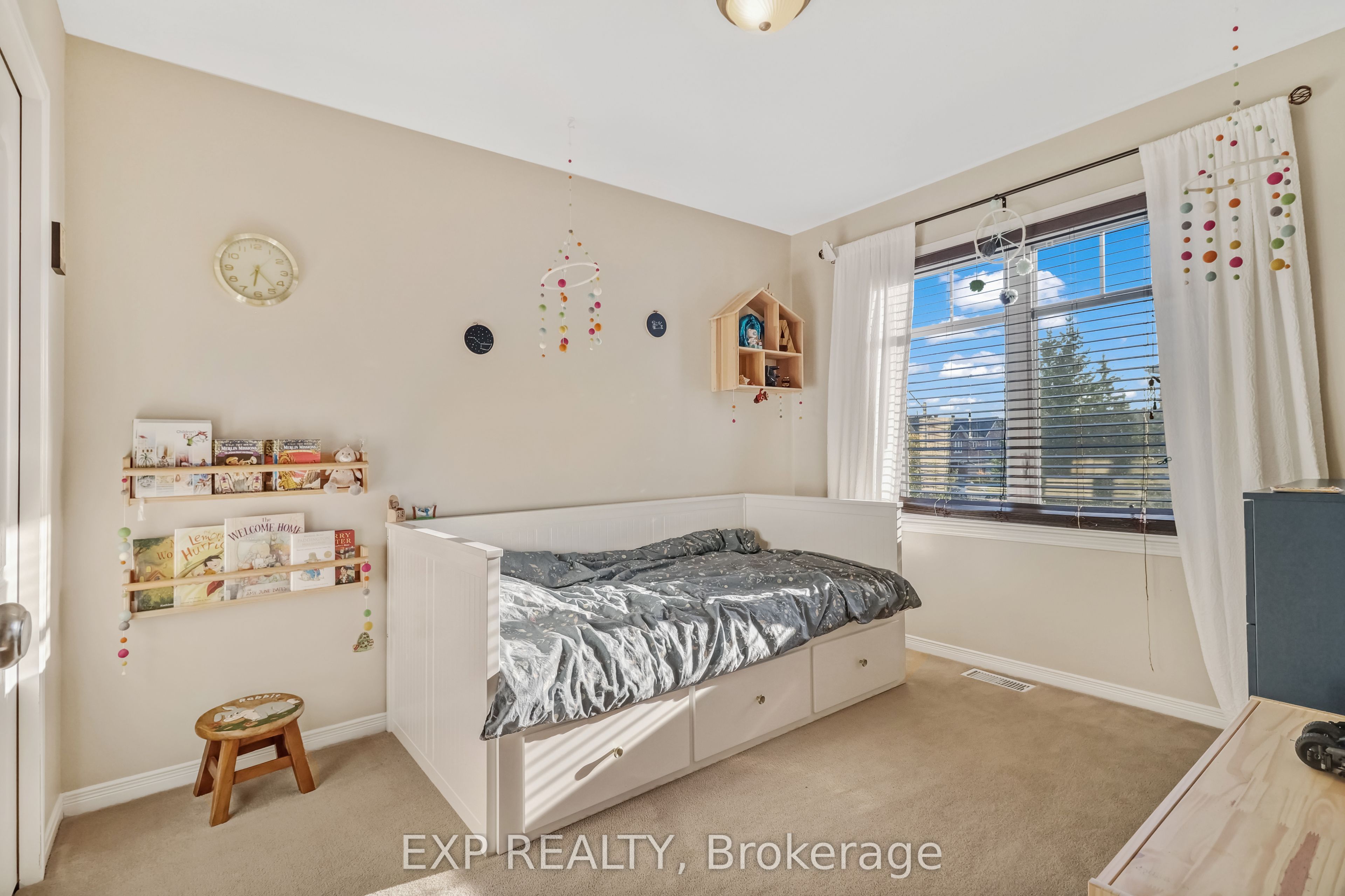 371 Royal Fern Way Property Photo 20