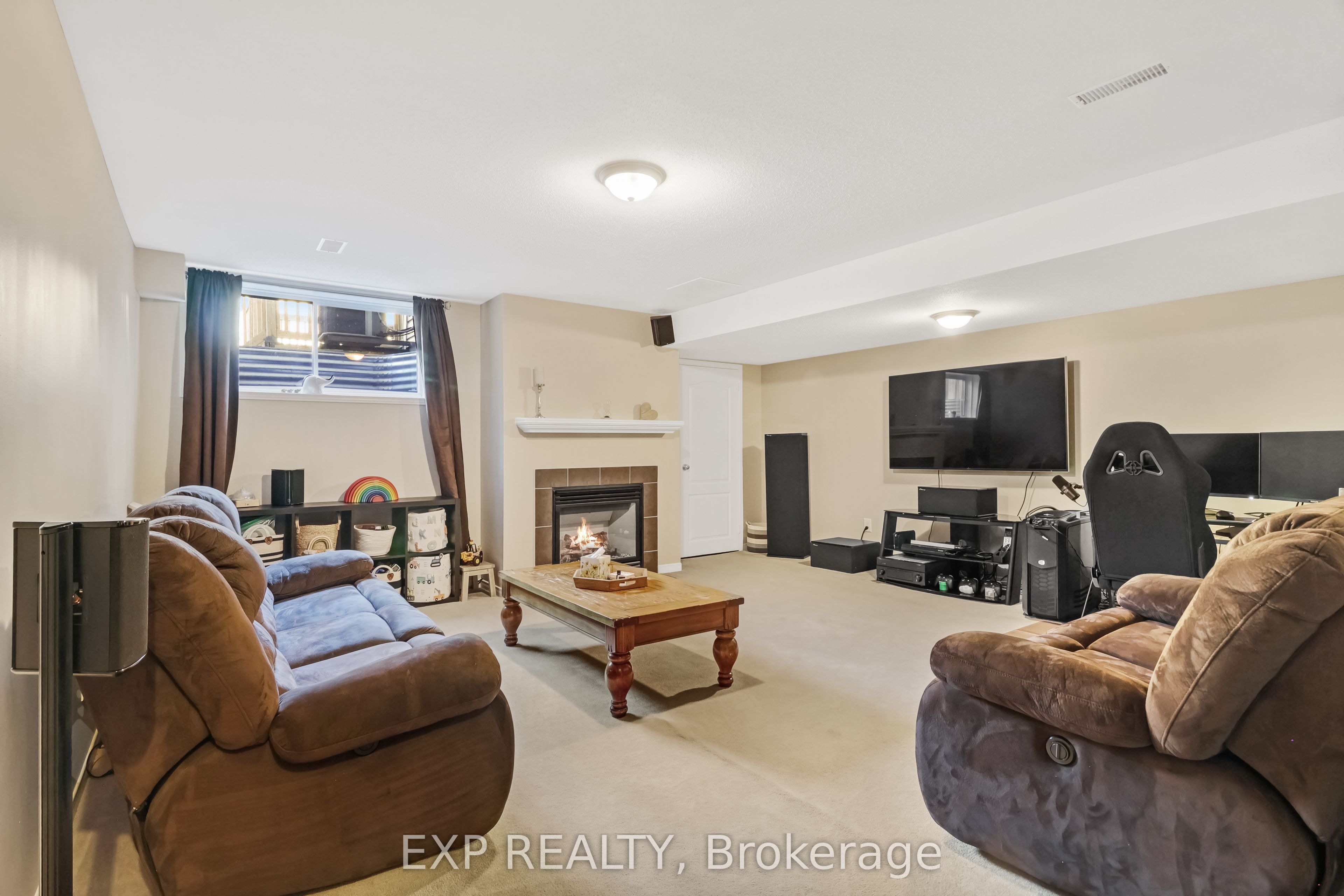 371 Royal Fern Way Property Photo 24