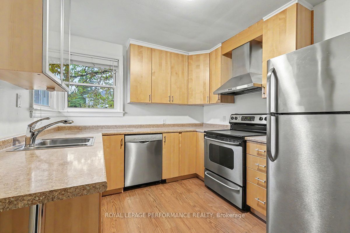 856 Iroquois Road Property Photo 7
