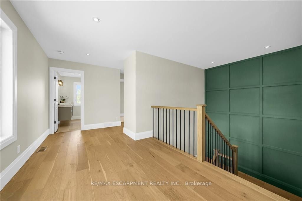 92 Craddock Boulevard Property Photo 27