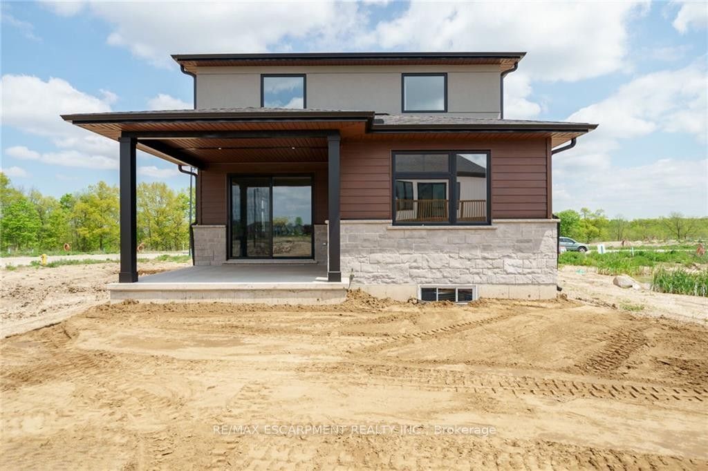 92 Craddock Boulevard Property Photo 45