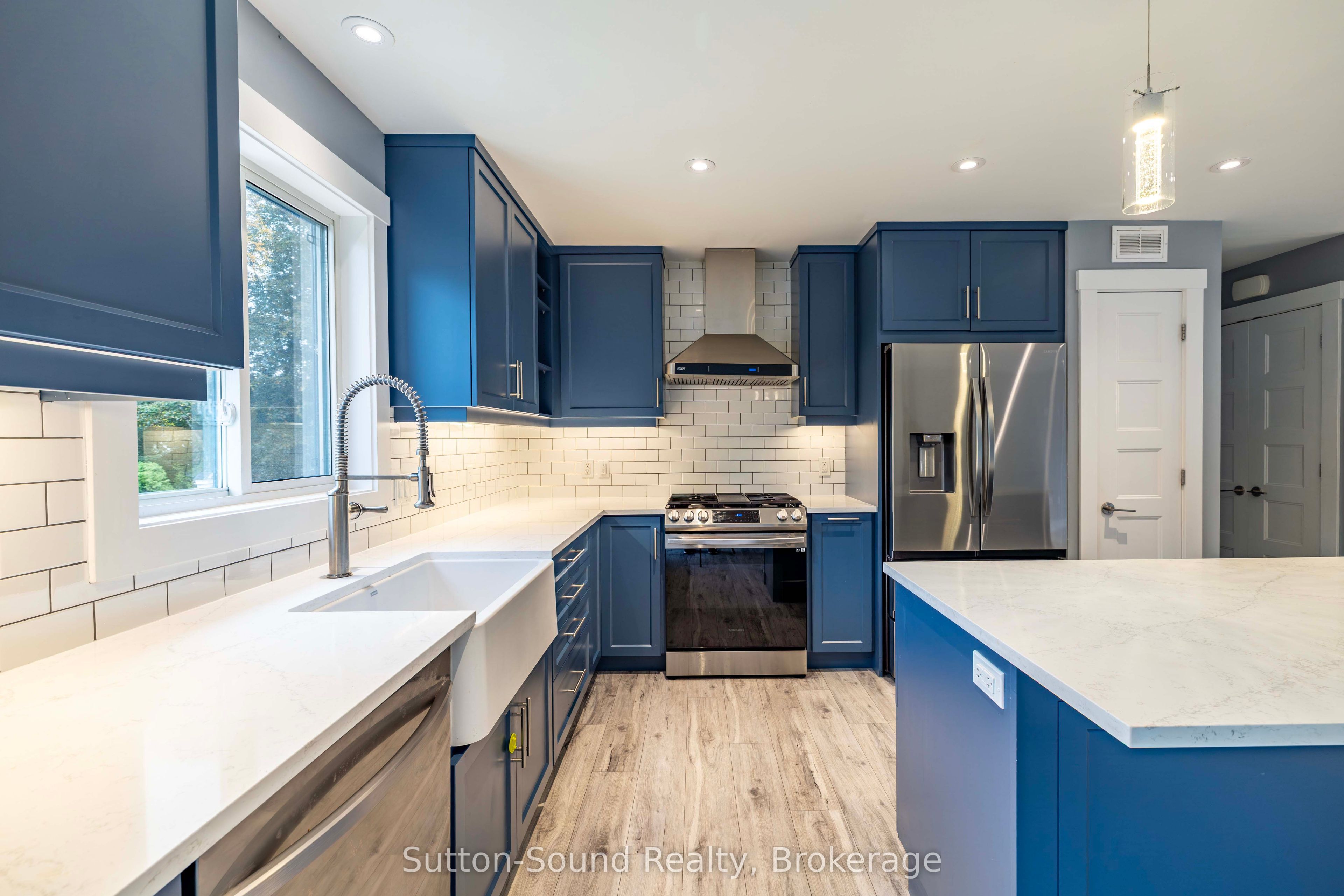 562 24th Street W Property Photo 10
