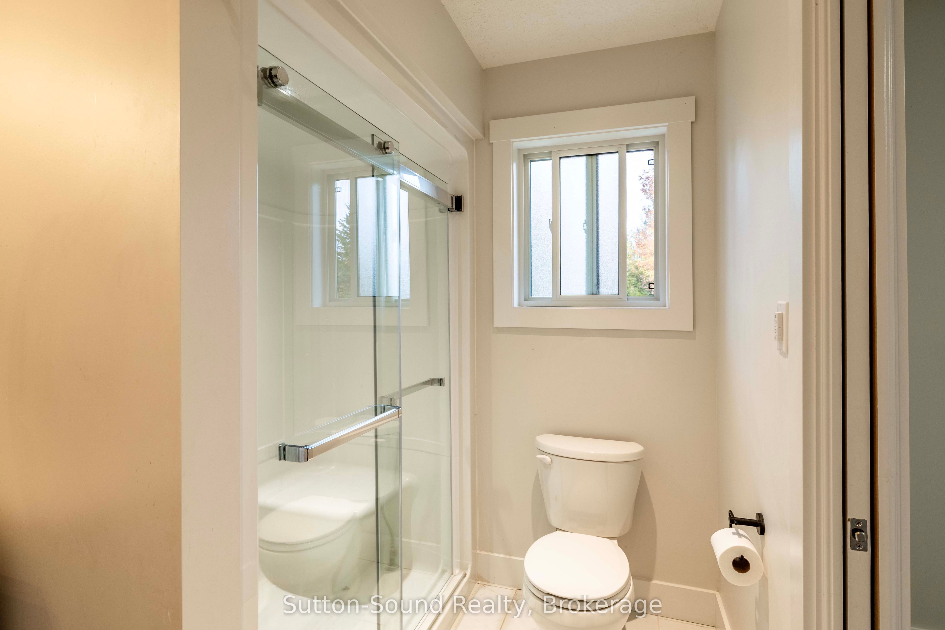562 24th Street W Property Photo 15