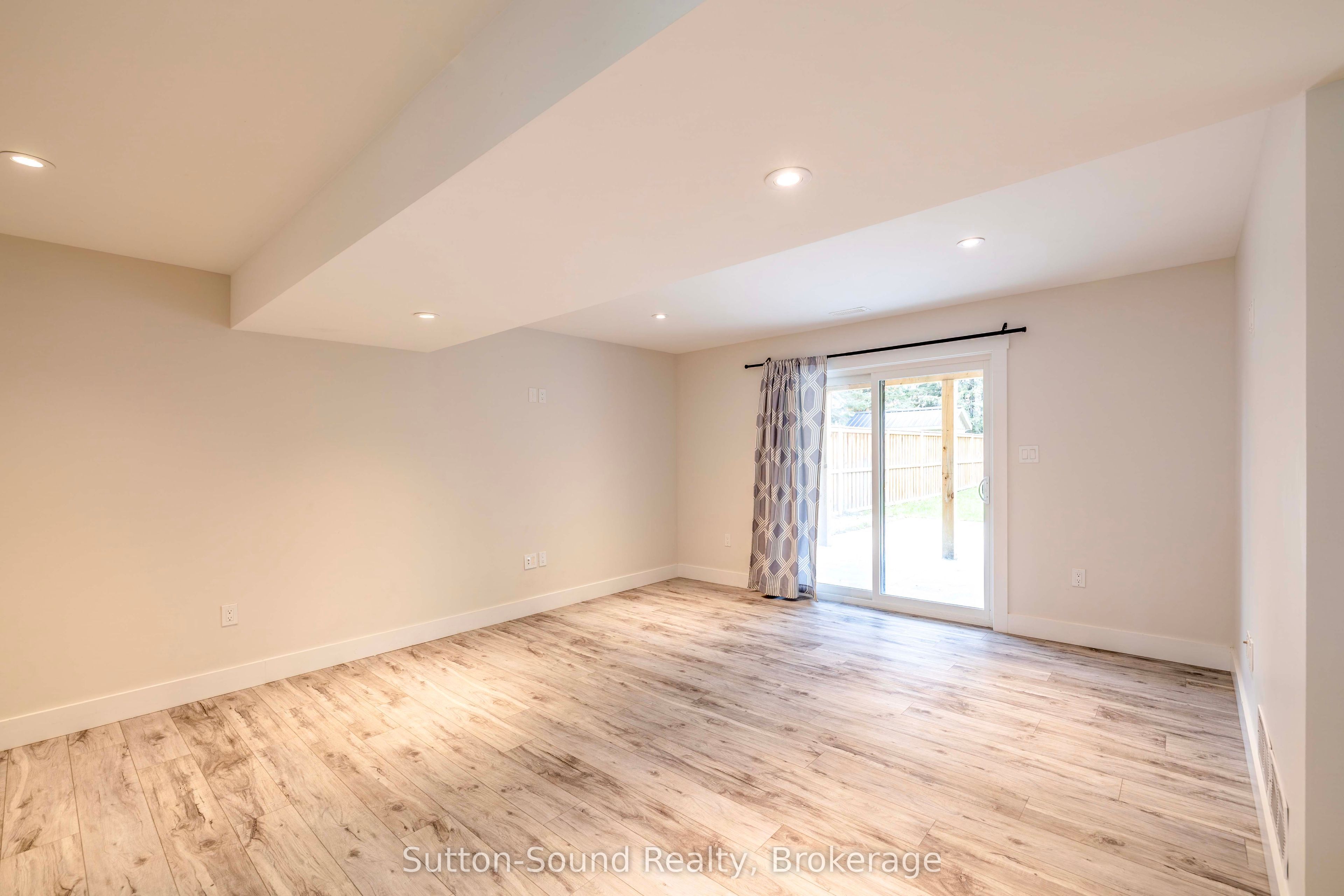 562 24th Street W Property Photo 21
