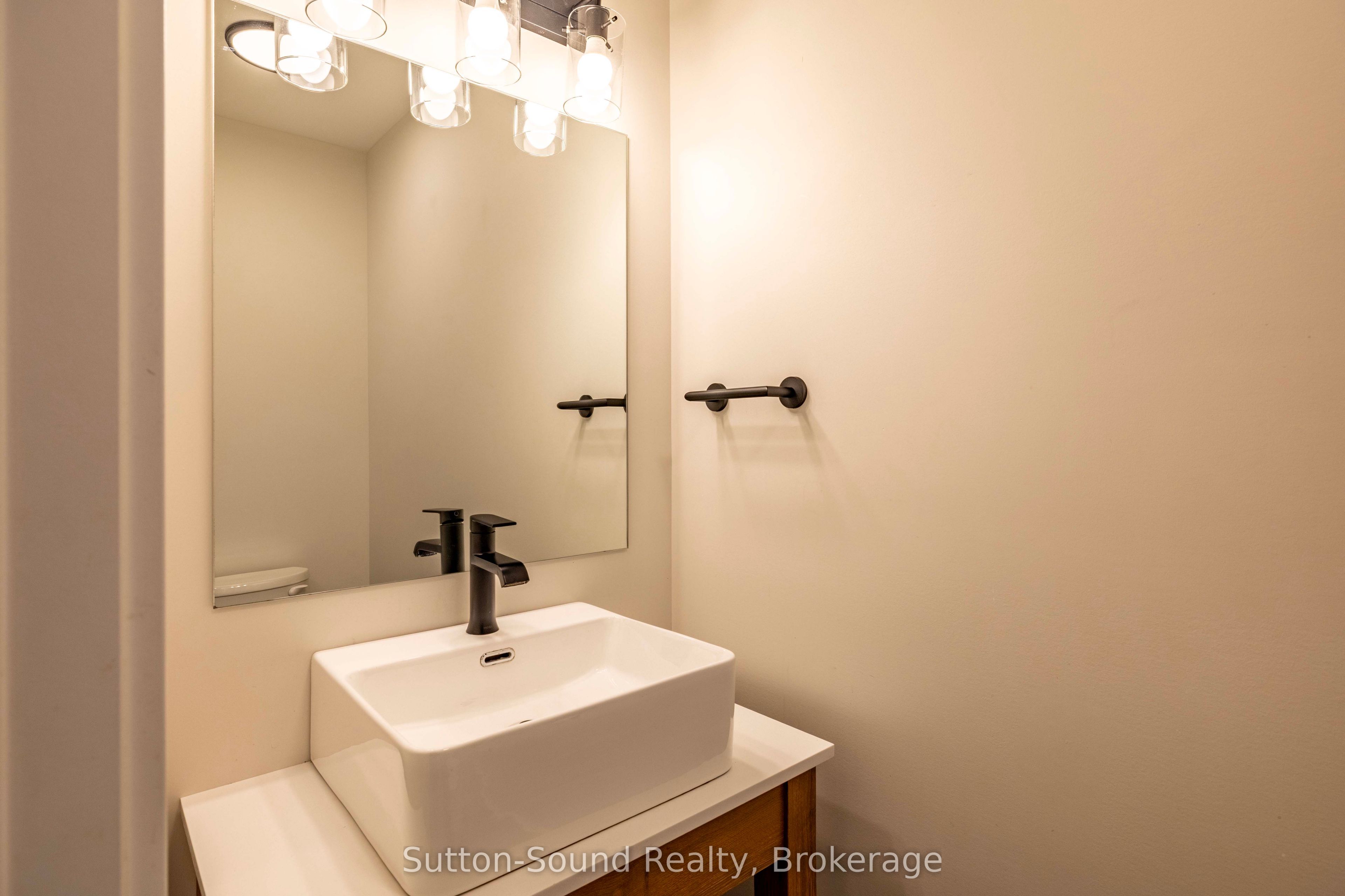 562 24th Street W Property Photo 28