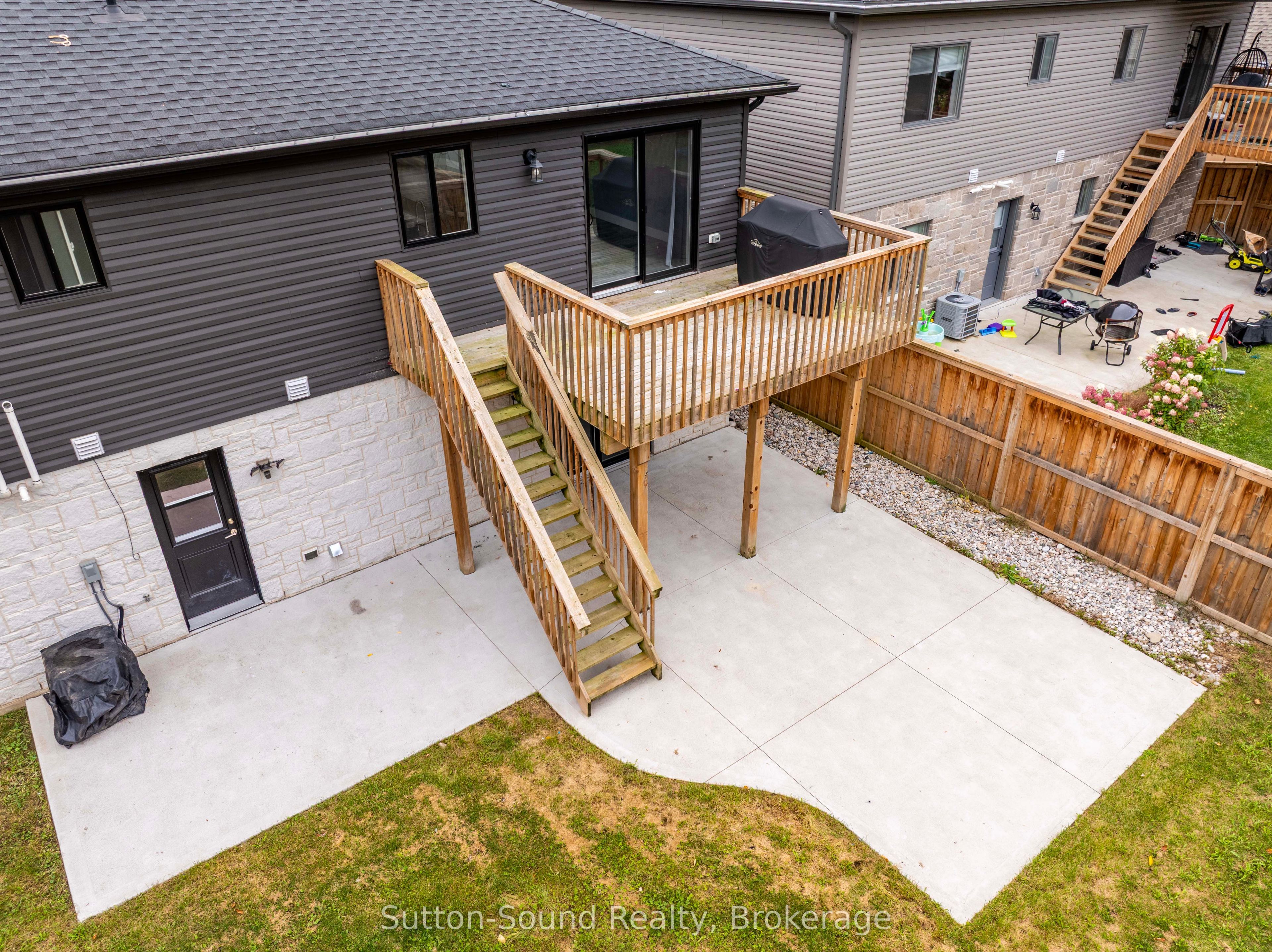 562 24th Street W Property Photo 32