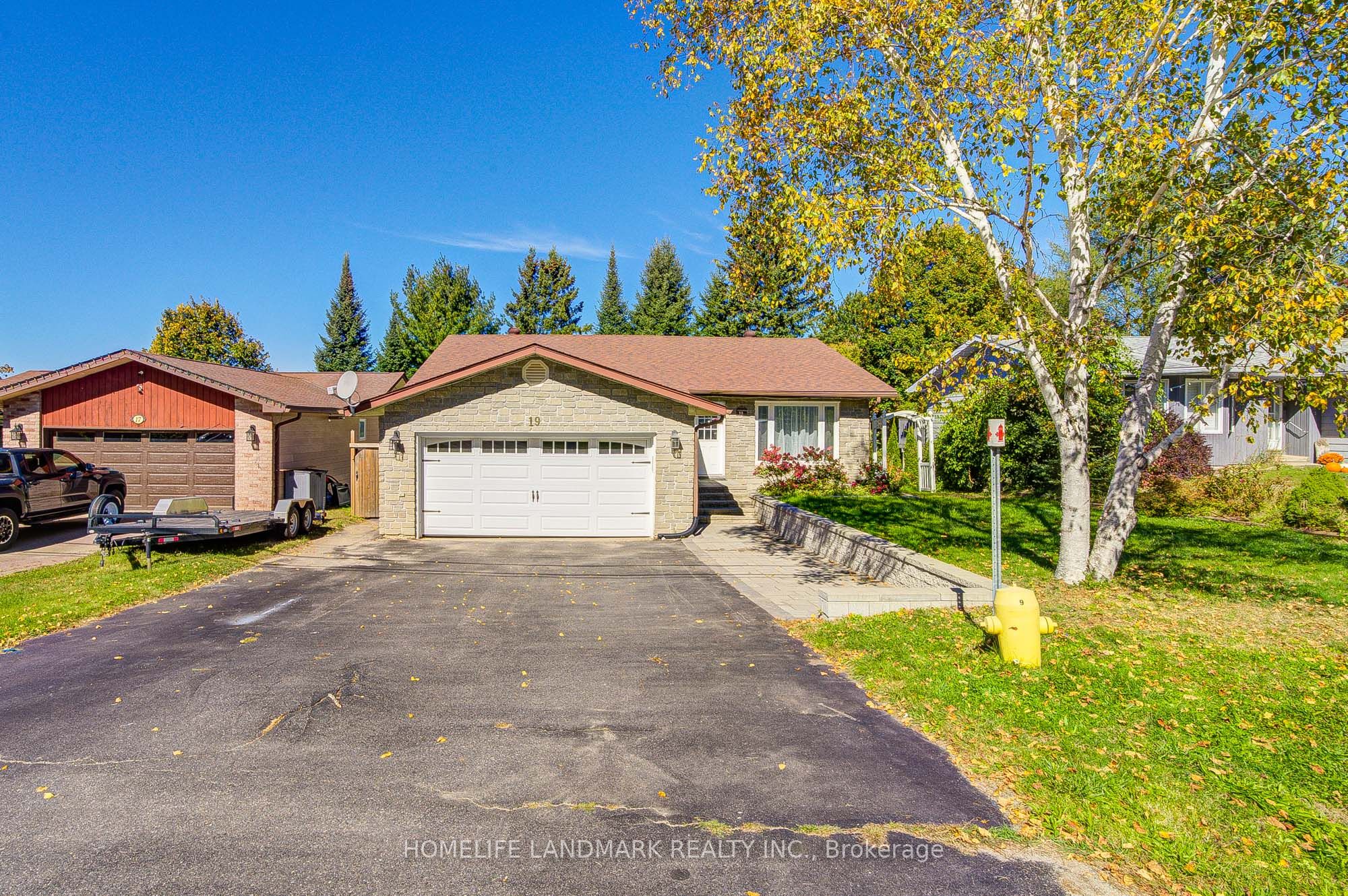 19 Southdale Drive Property Photo 1