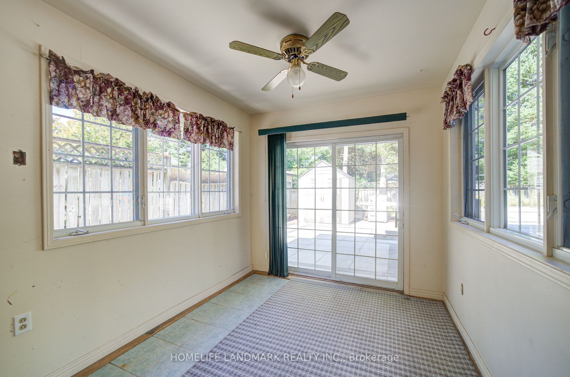 19 Southdale Drive Property Photo 35
