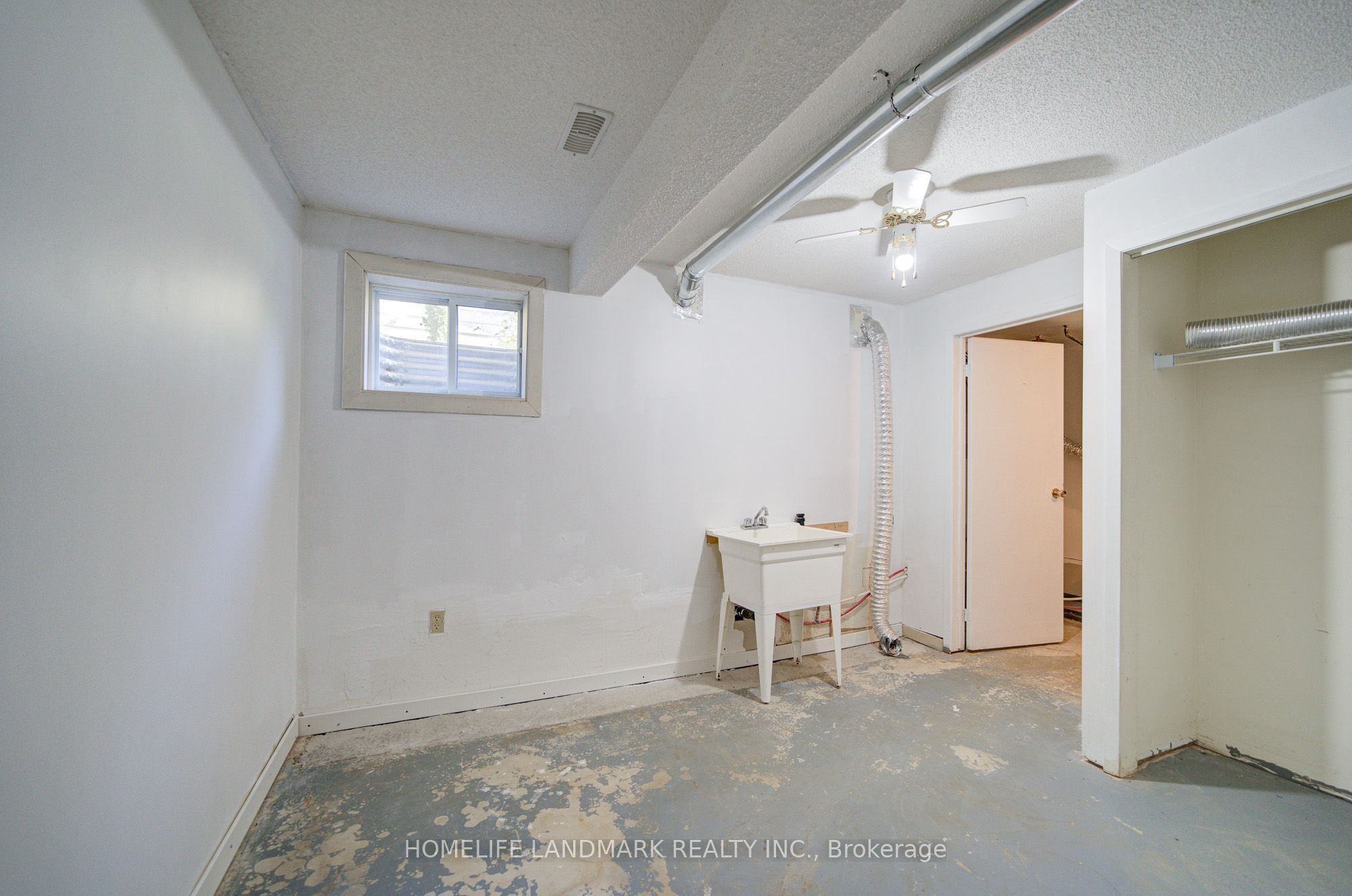 19 Southdale Drive Property Photo 41