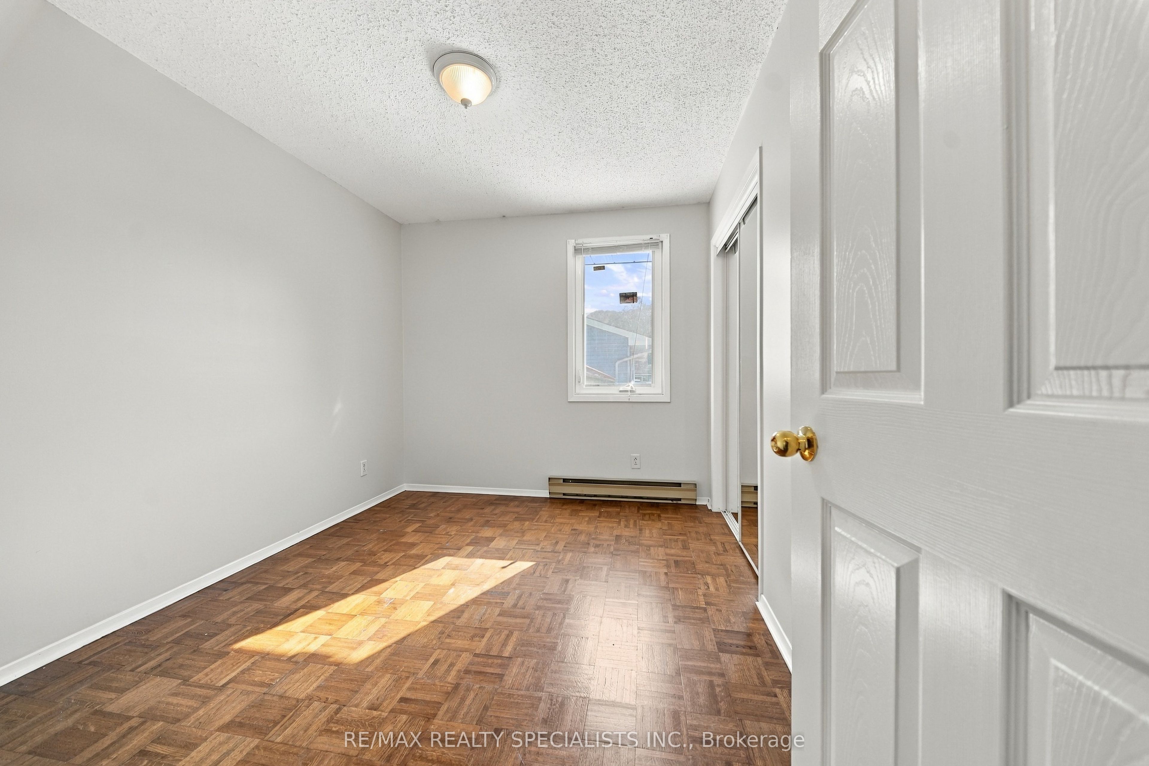 5 Van Alstine Drive Property Photo 18