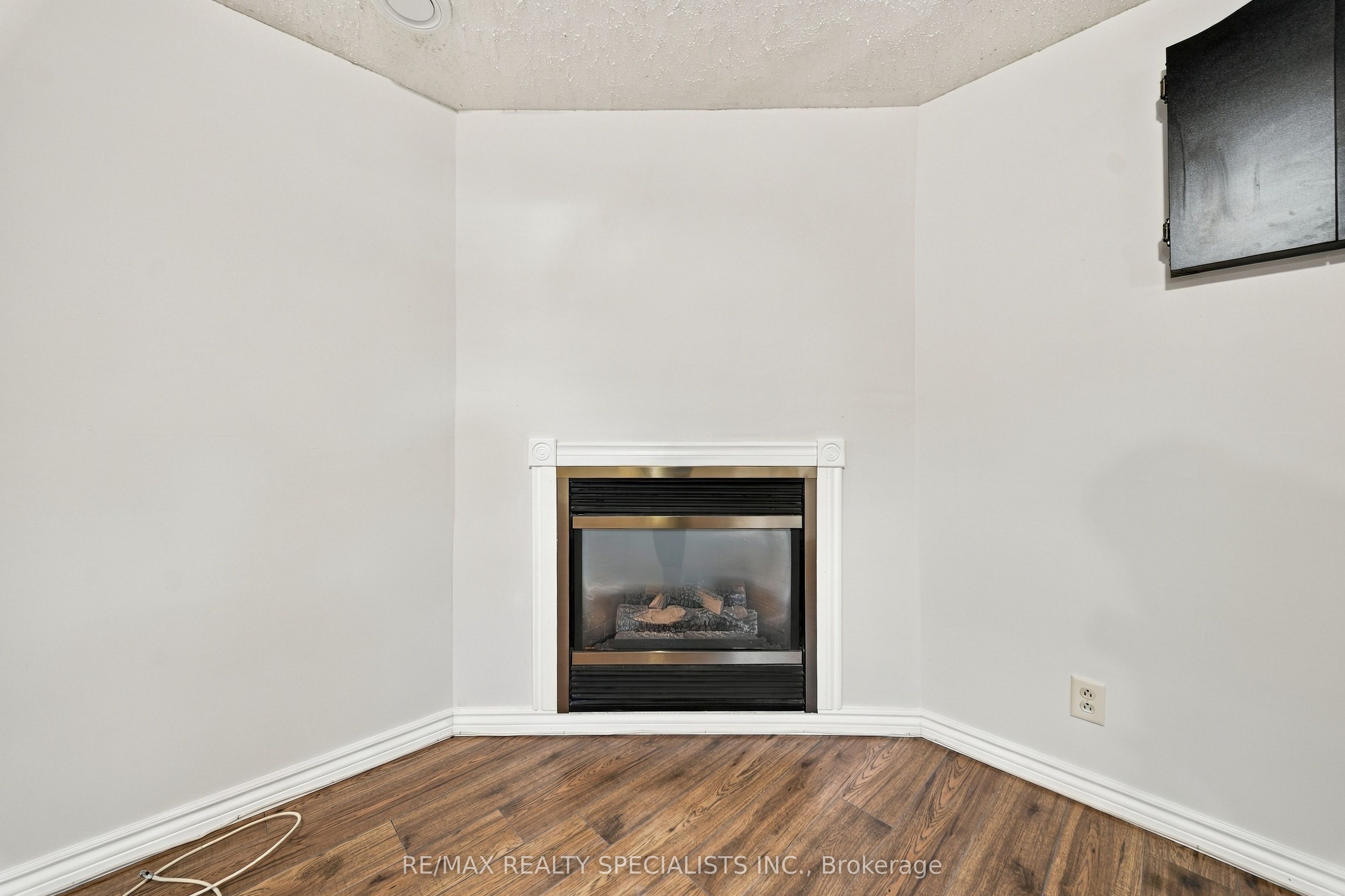 5 Van Alstine Drive Property Photo 26
