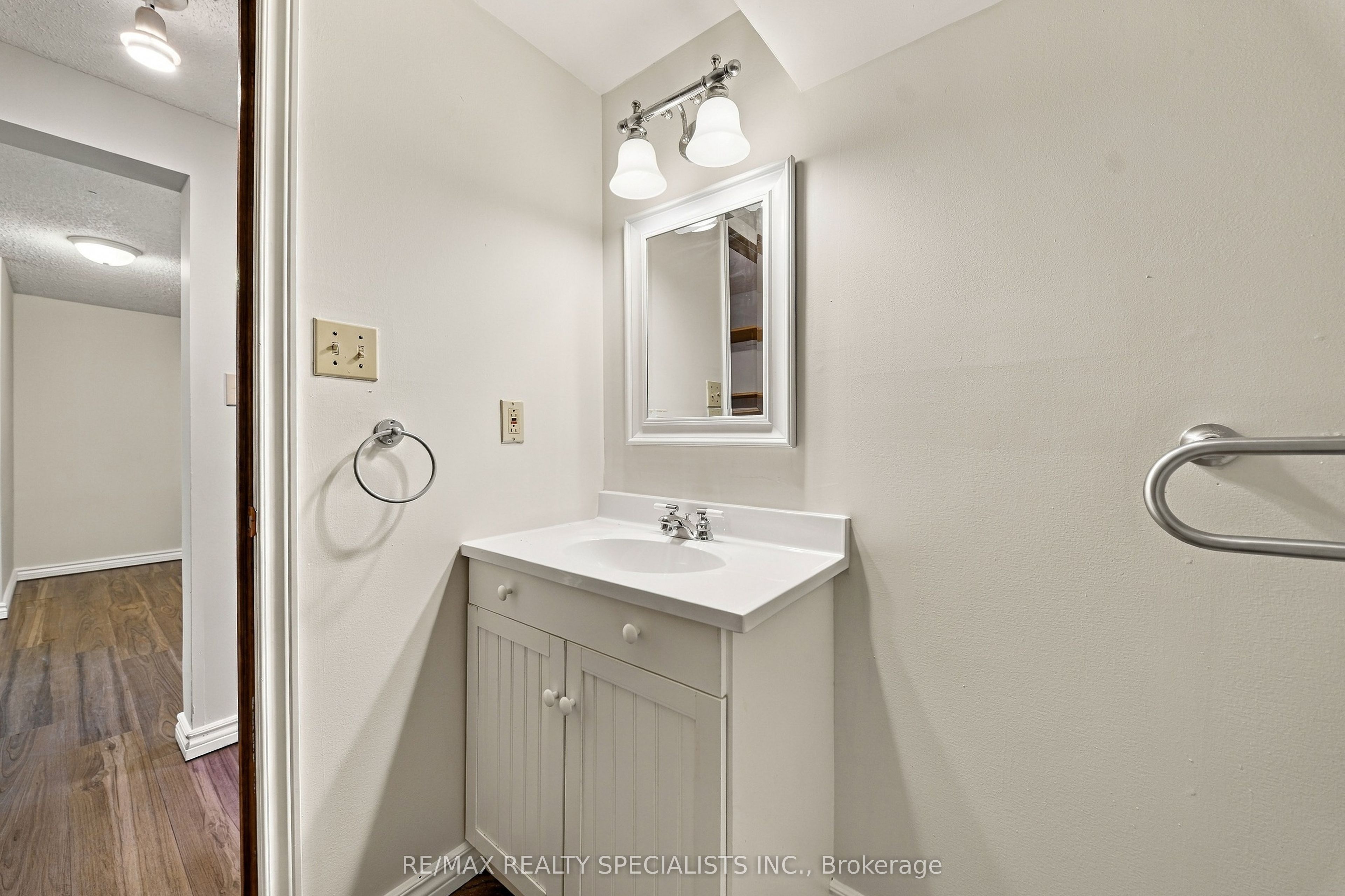 5 Van Alstine Drive Property Photo 30