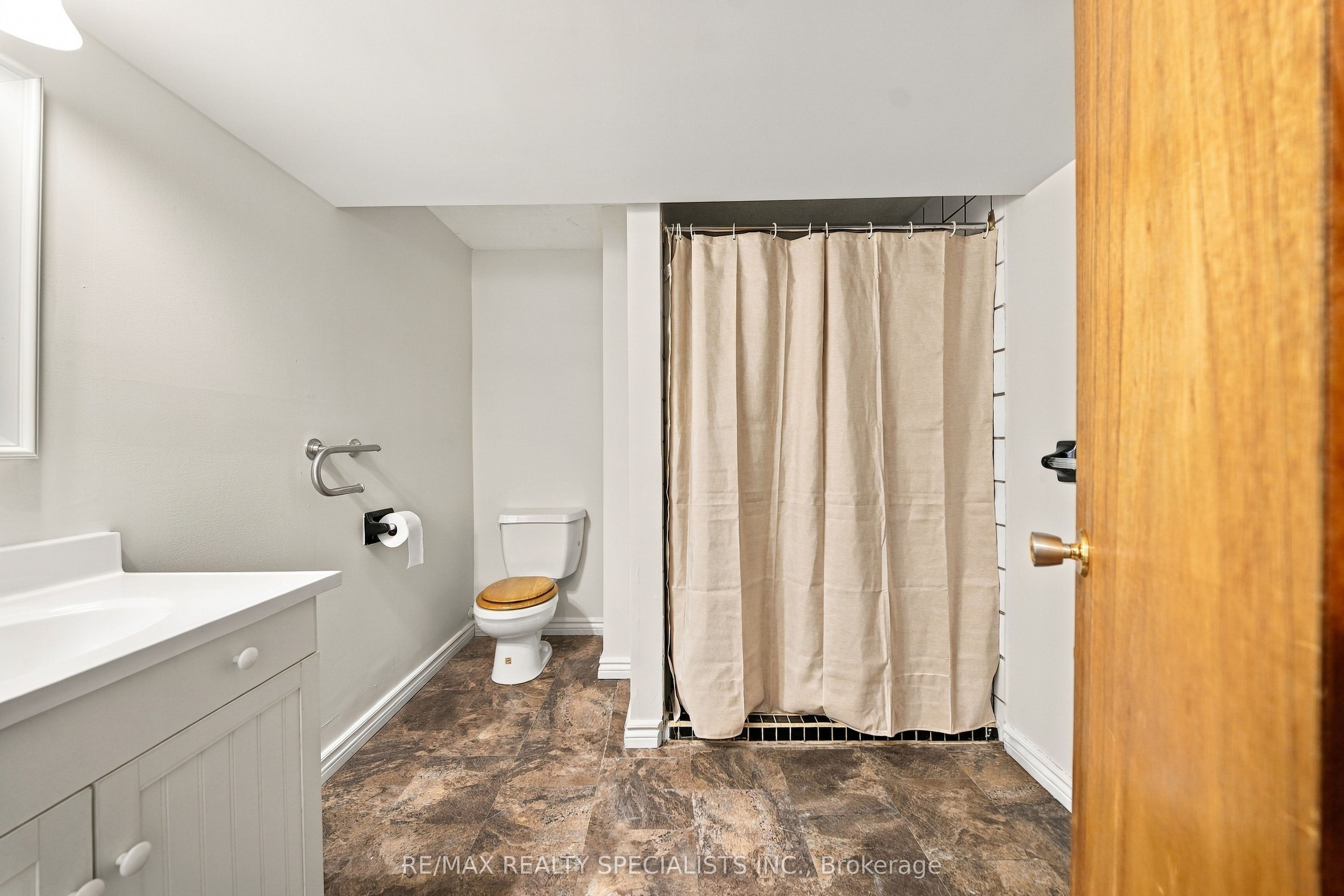 5 Van Alstine Drive Property Photo 31