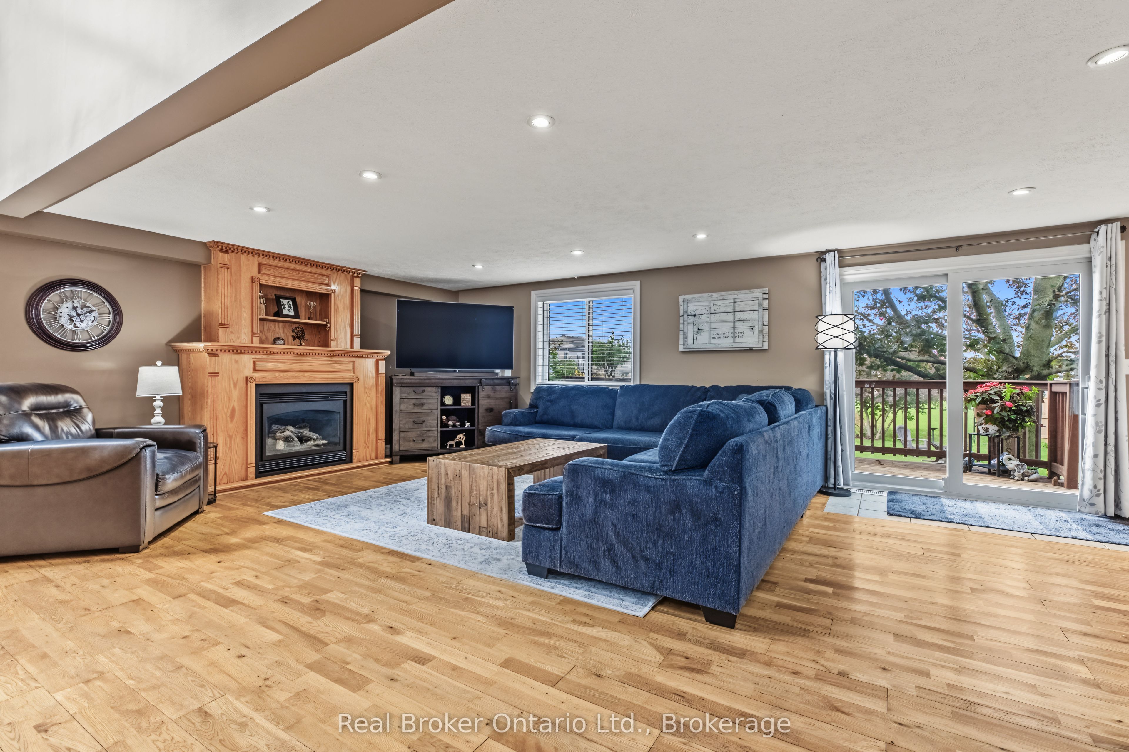 2340 9th Avenue E Property Photo 16