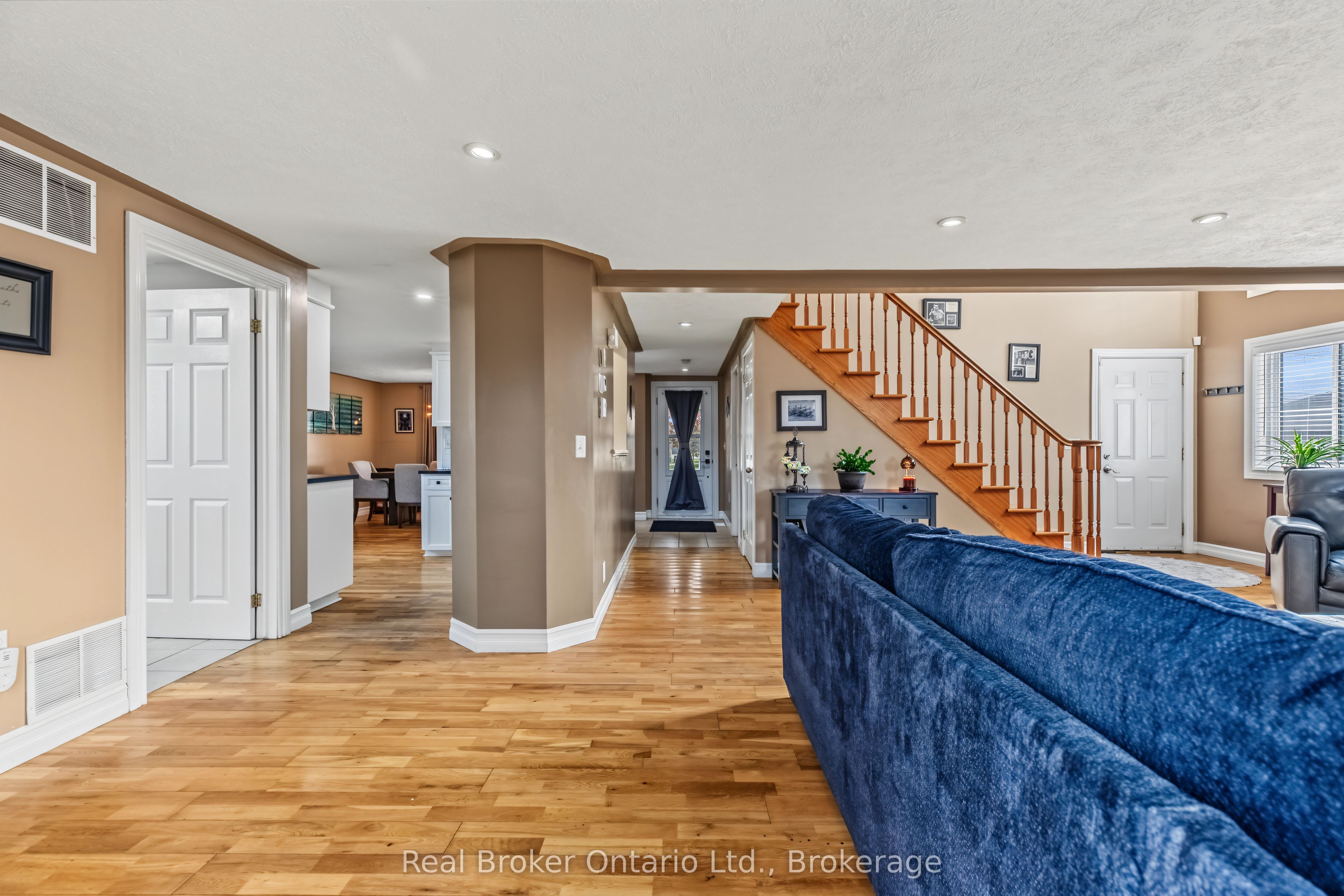 2340 9th Avenue E Property Photo 18