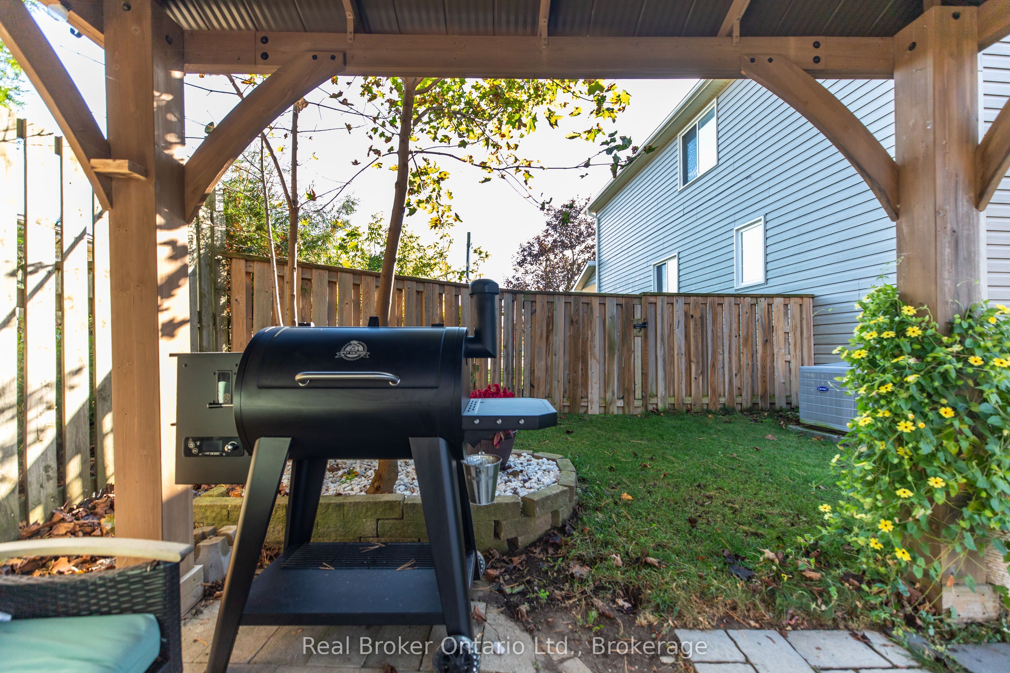 2340 9th Avenue E Property Photo 48